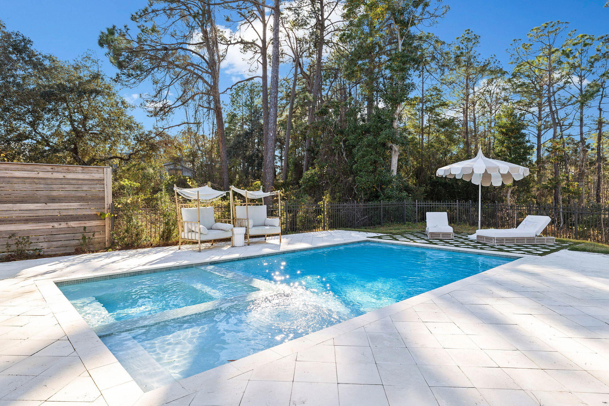 116 W Lamb Drive