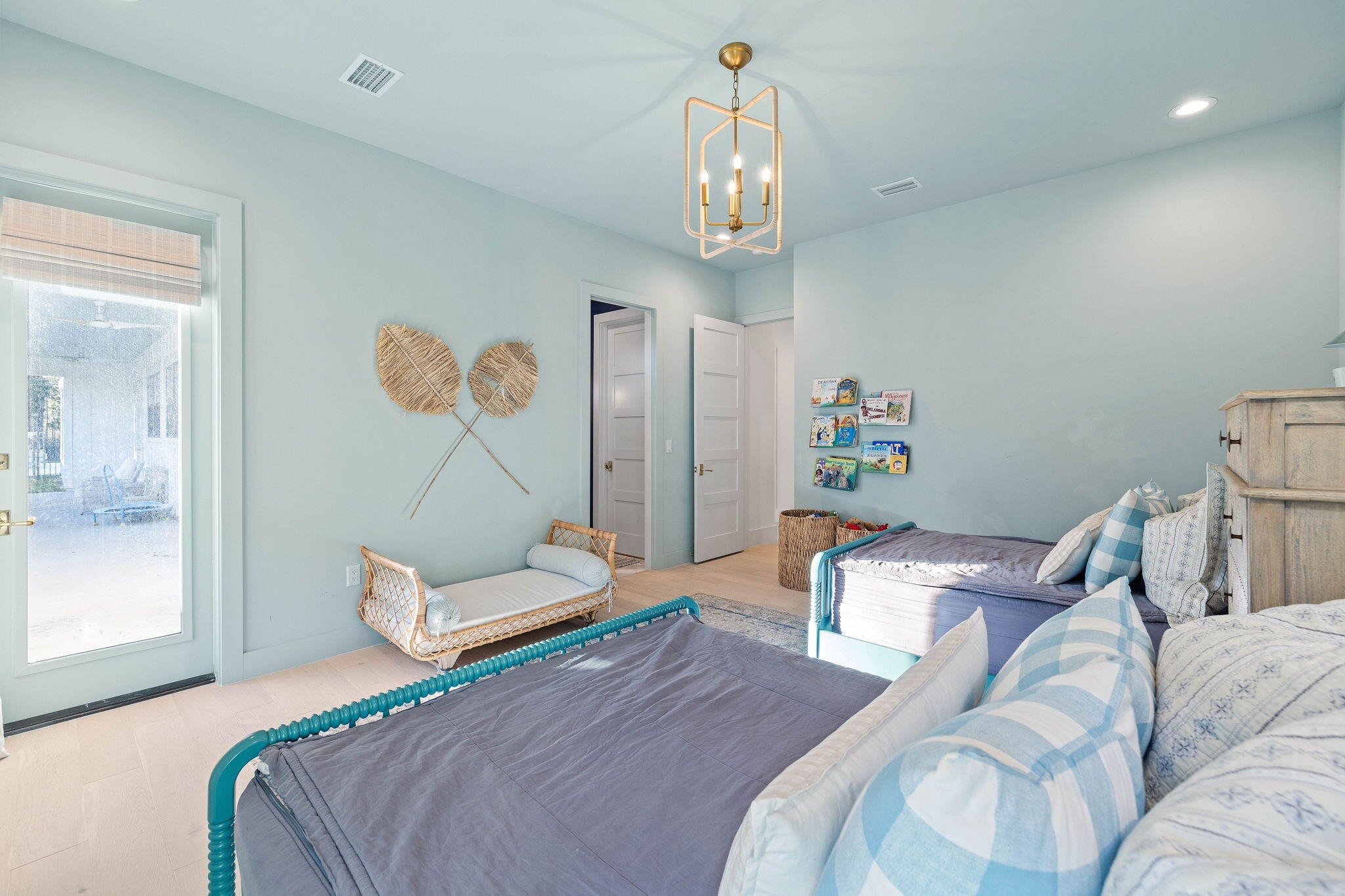 116 W Lamb Drive