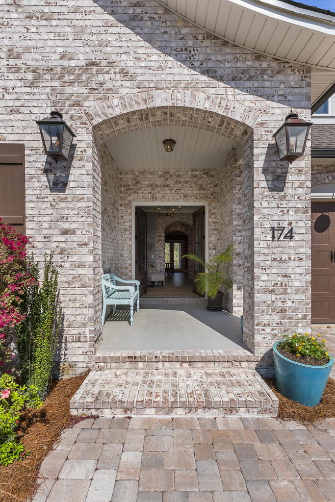174 Revana Way