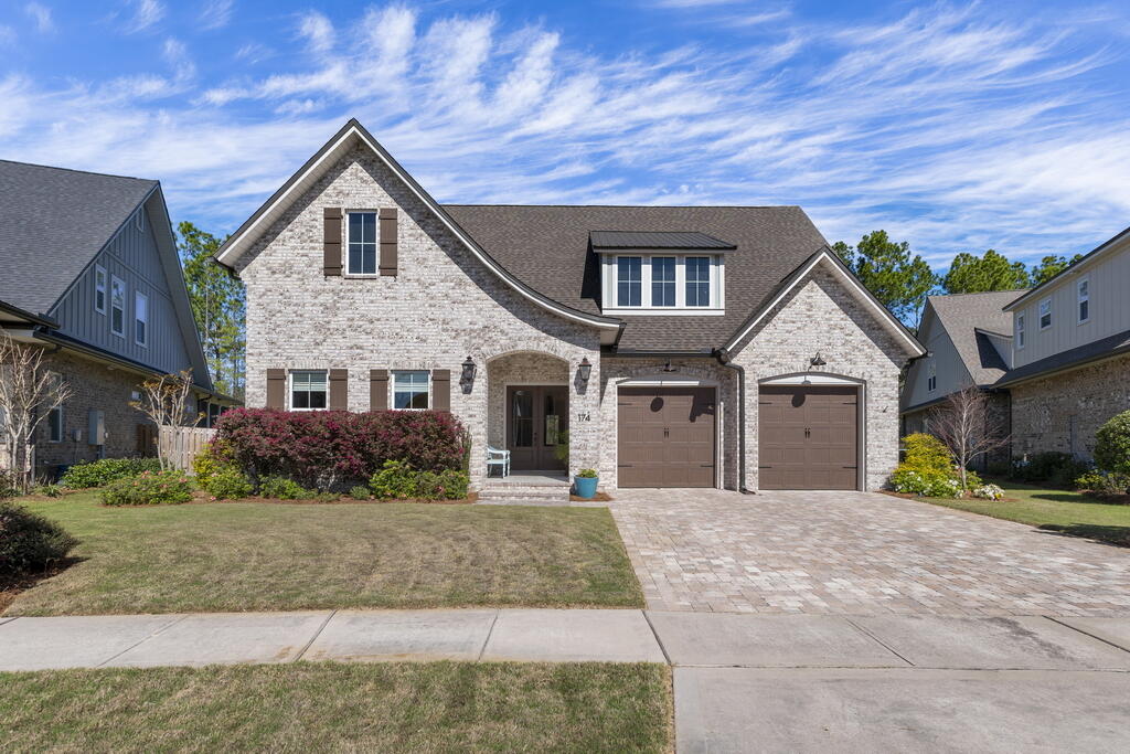 174 Revana Way