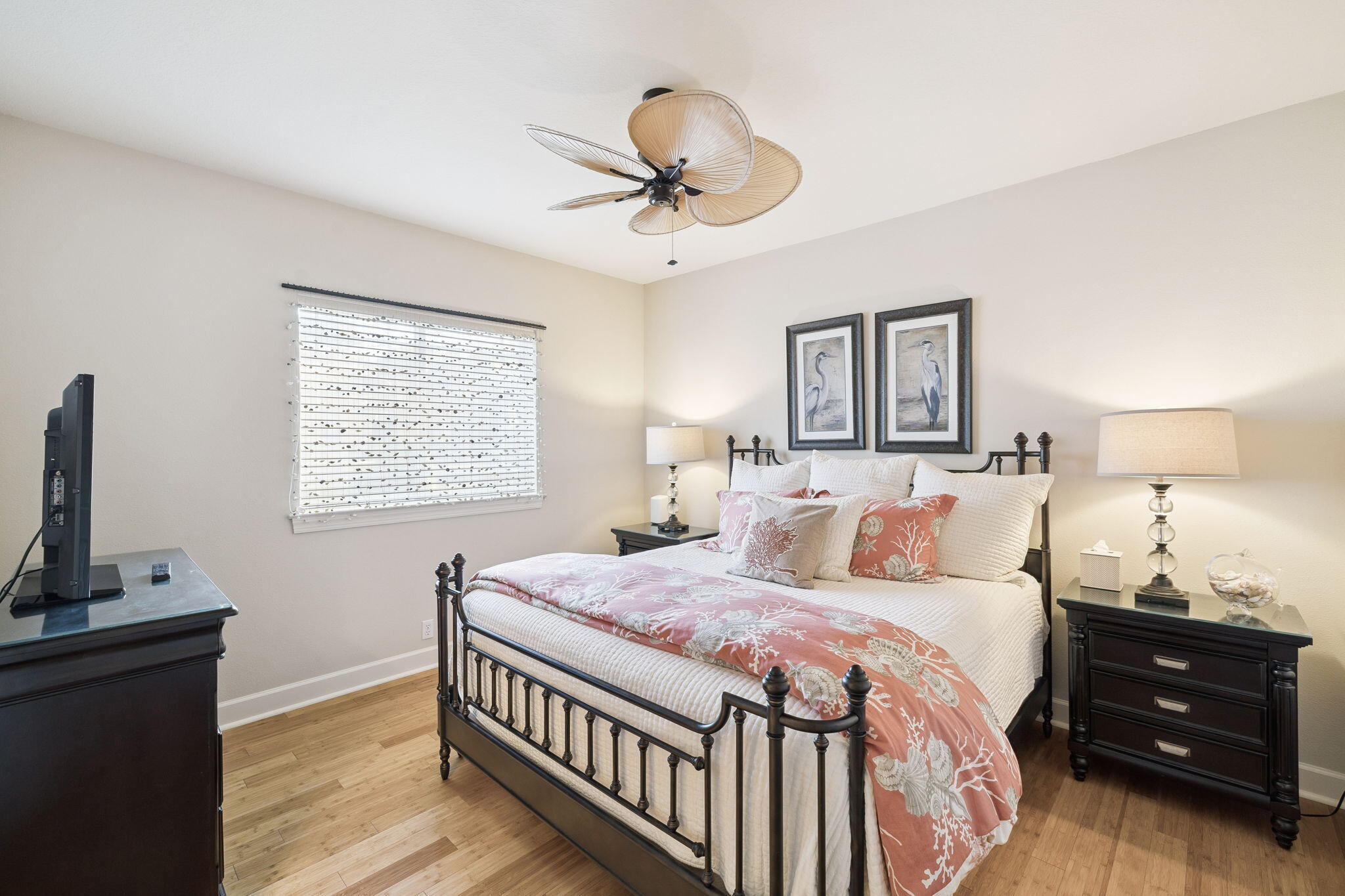 1464 Baytowne Avenue