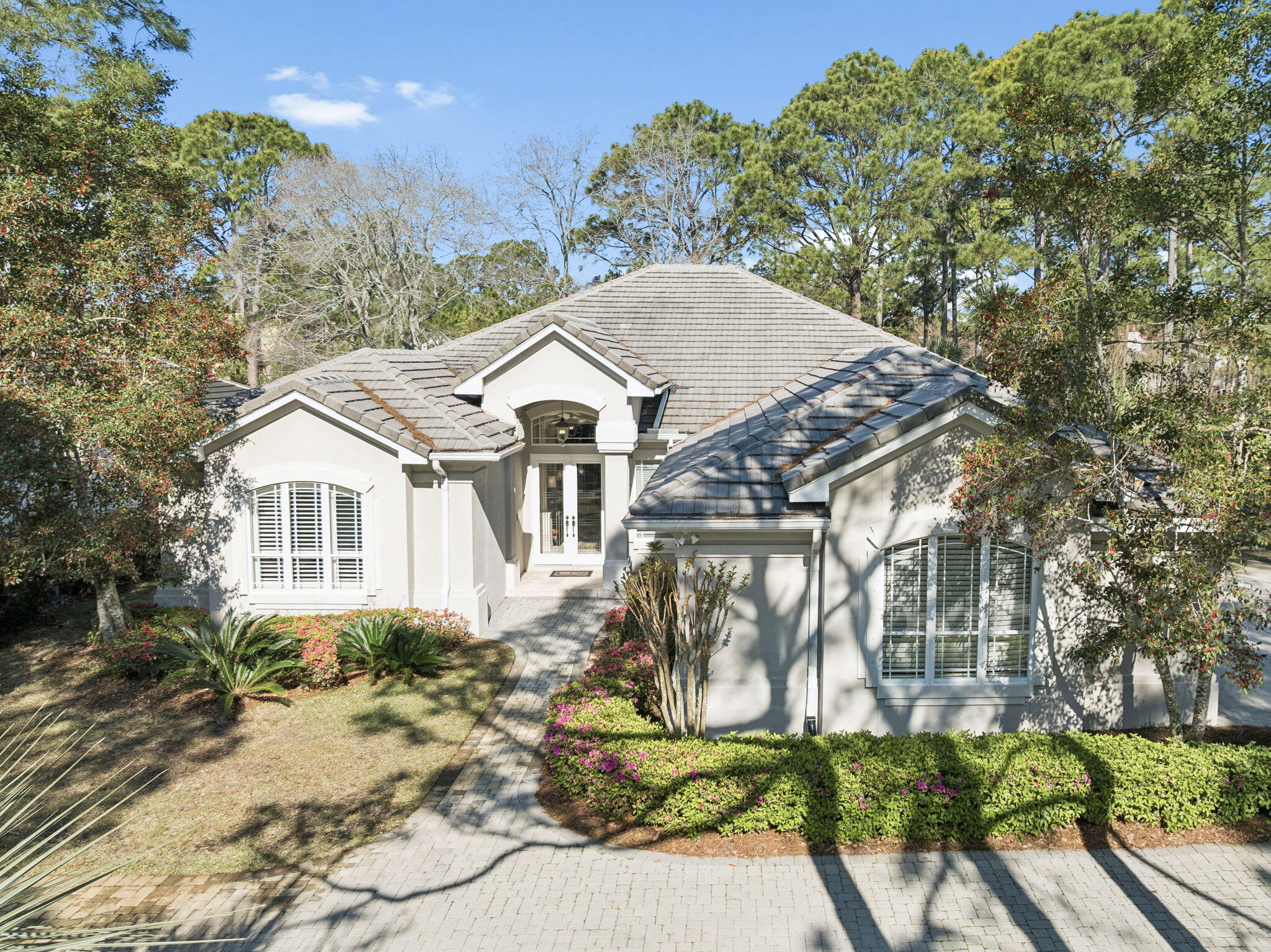 1464 Baytowne Avenue