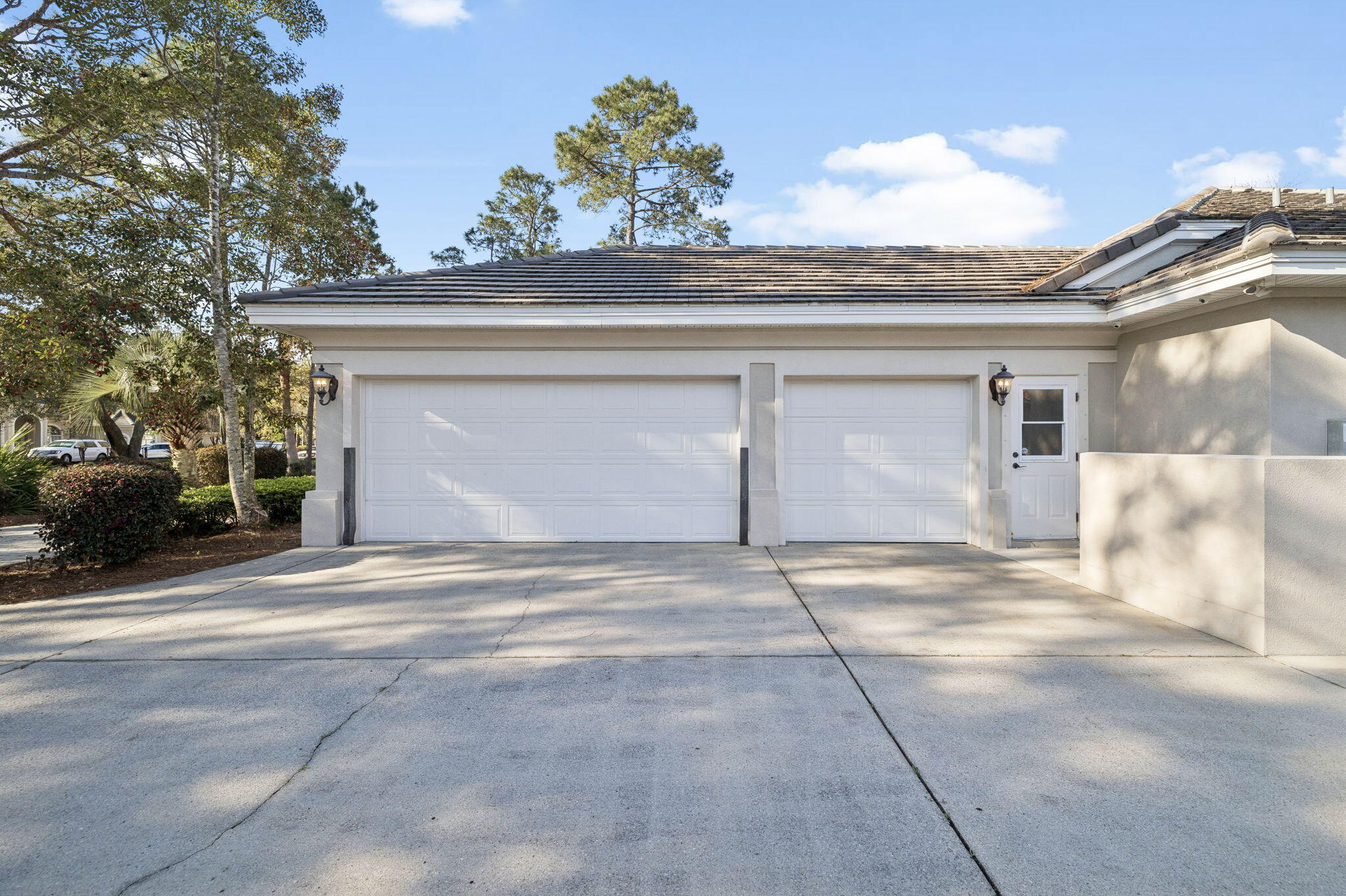 1464 Baytowne Avenue