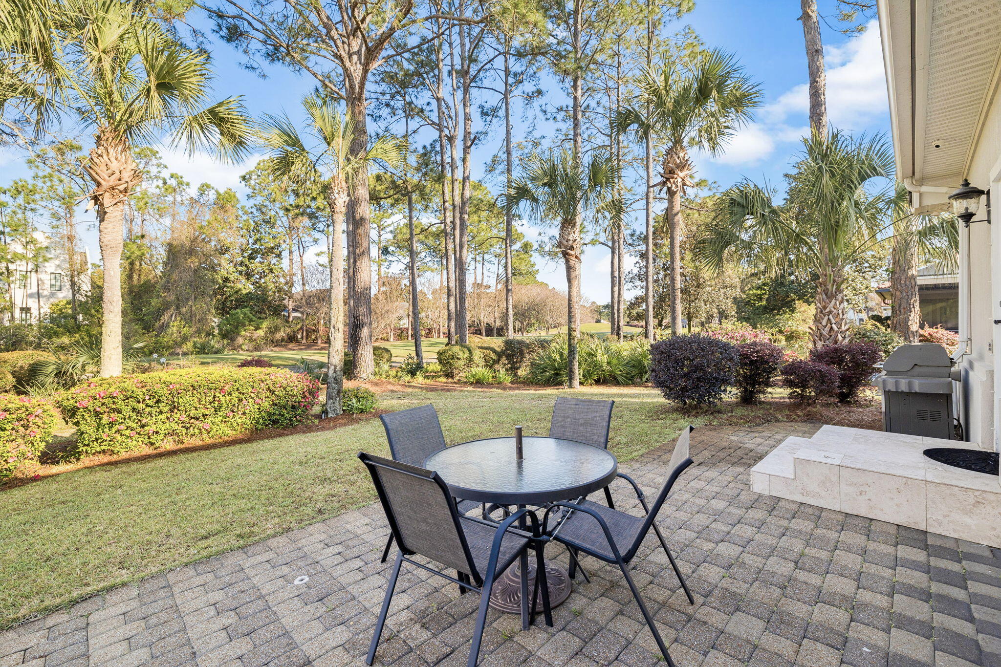 1464 Baytowne Avenue