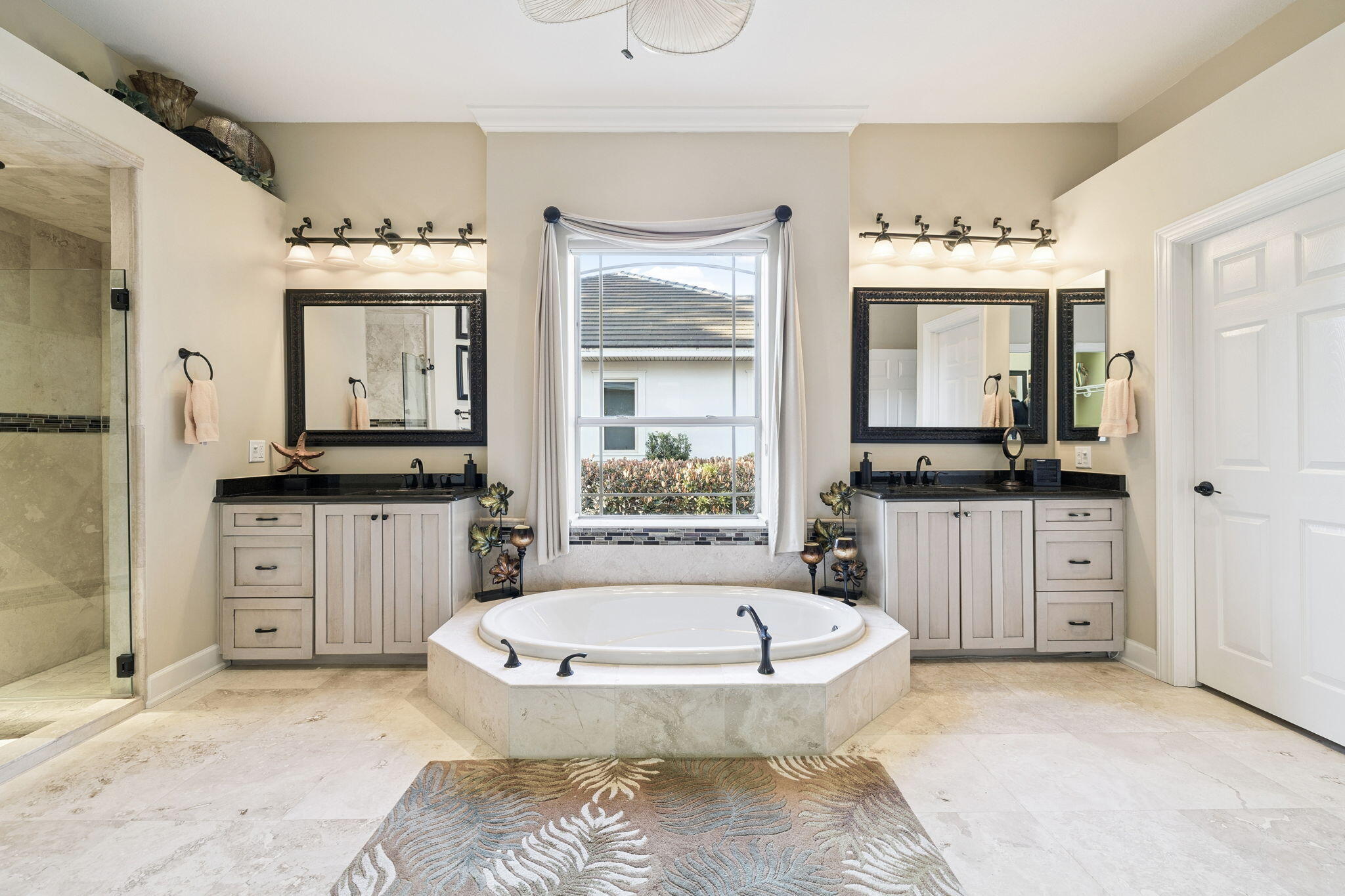 1464 Baytowne Avenue