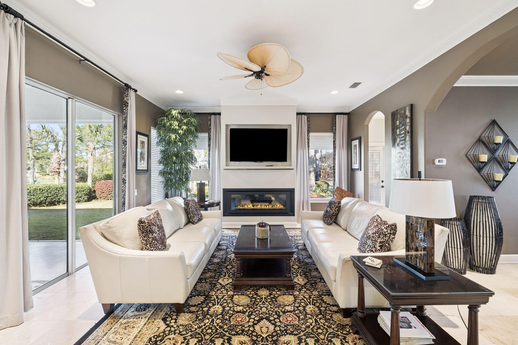 1464 Baytowne Avenue