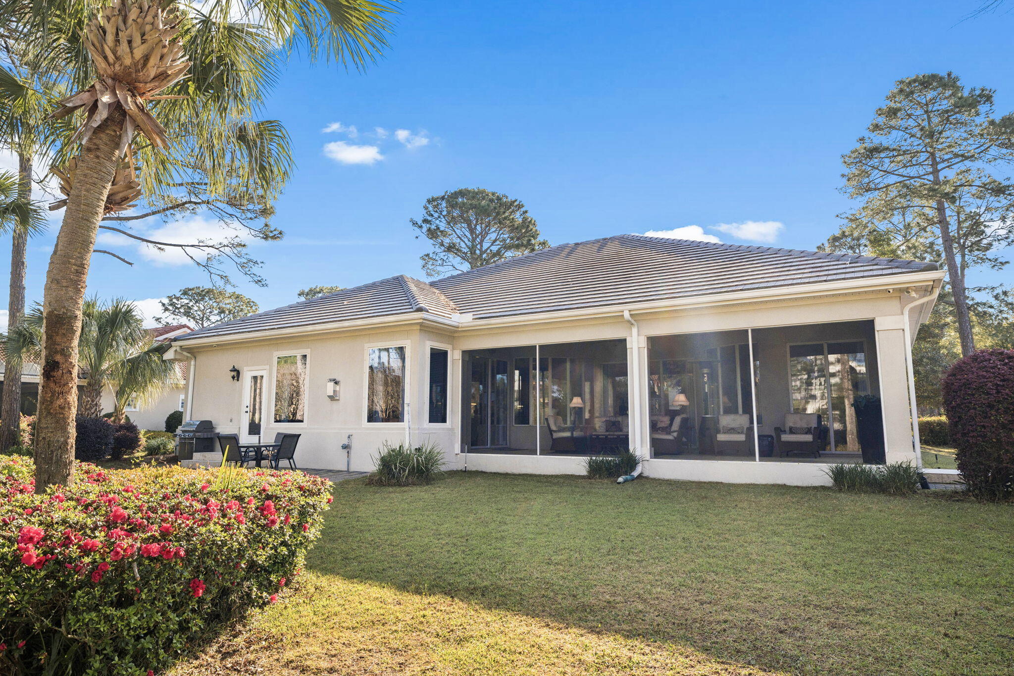 1464 Baytowne Avenue