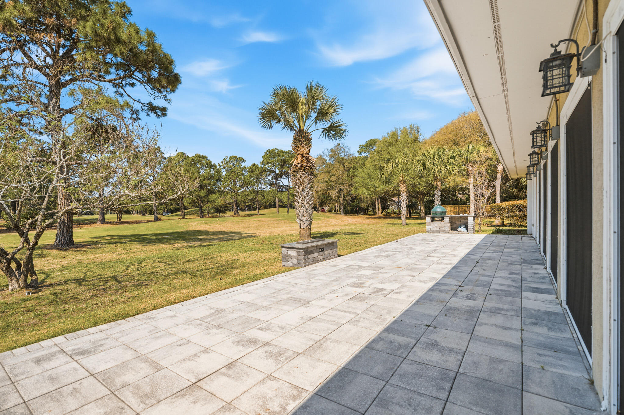 8 Weekewachee Circle