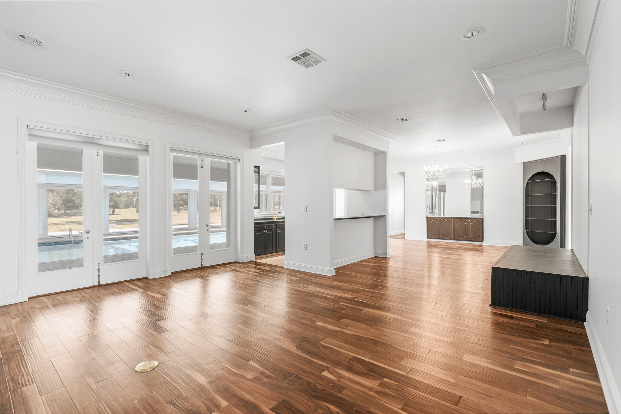 8 Weekewachee Circle