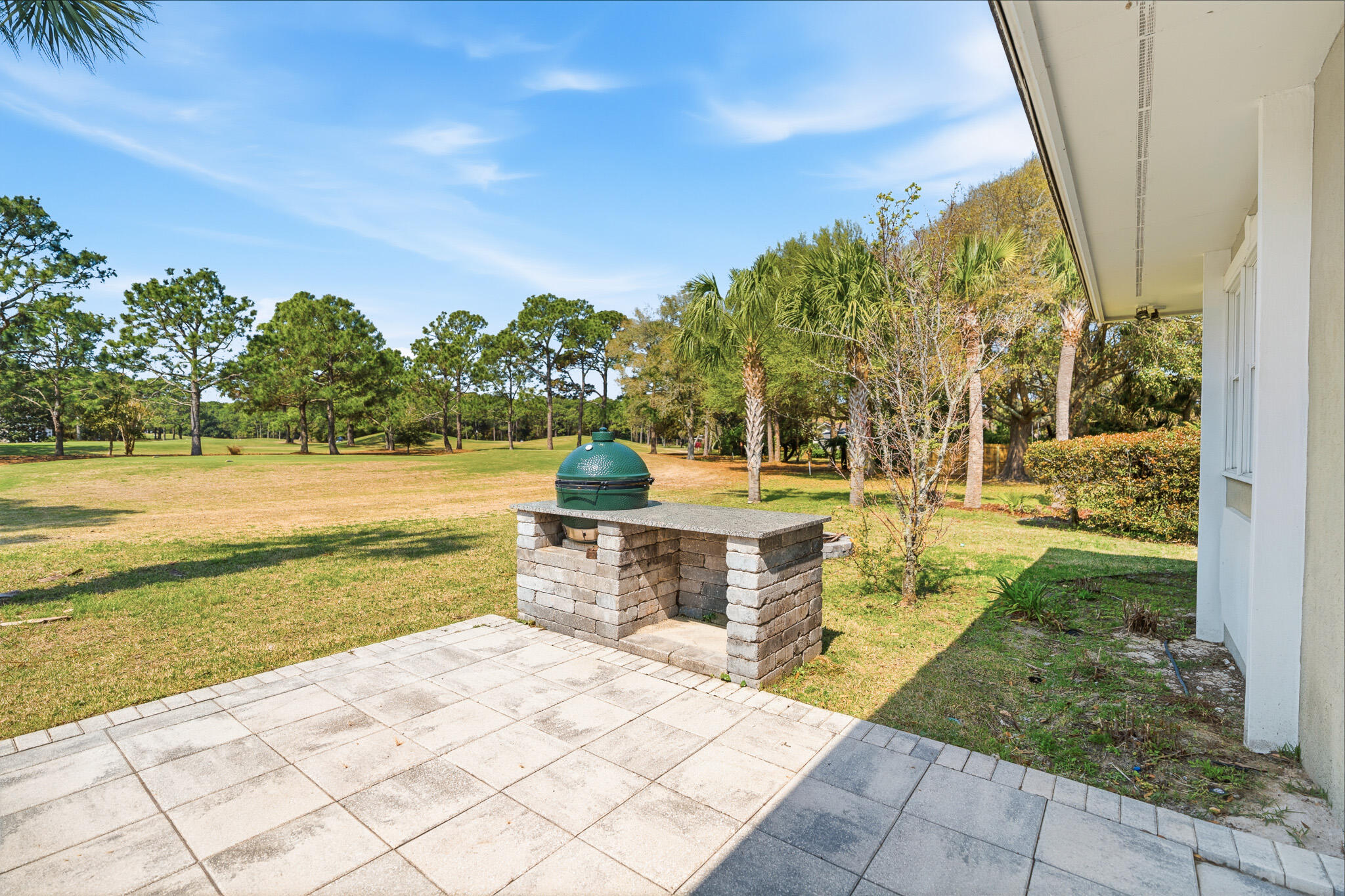 8 Weekewachee Circle