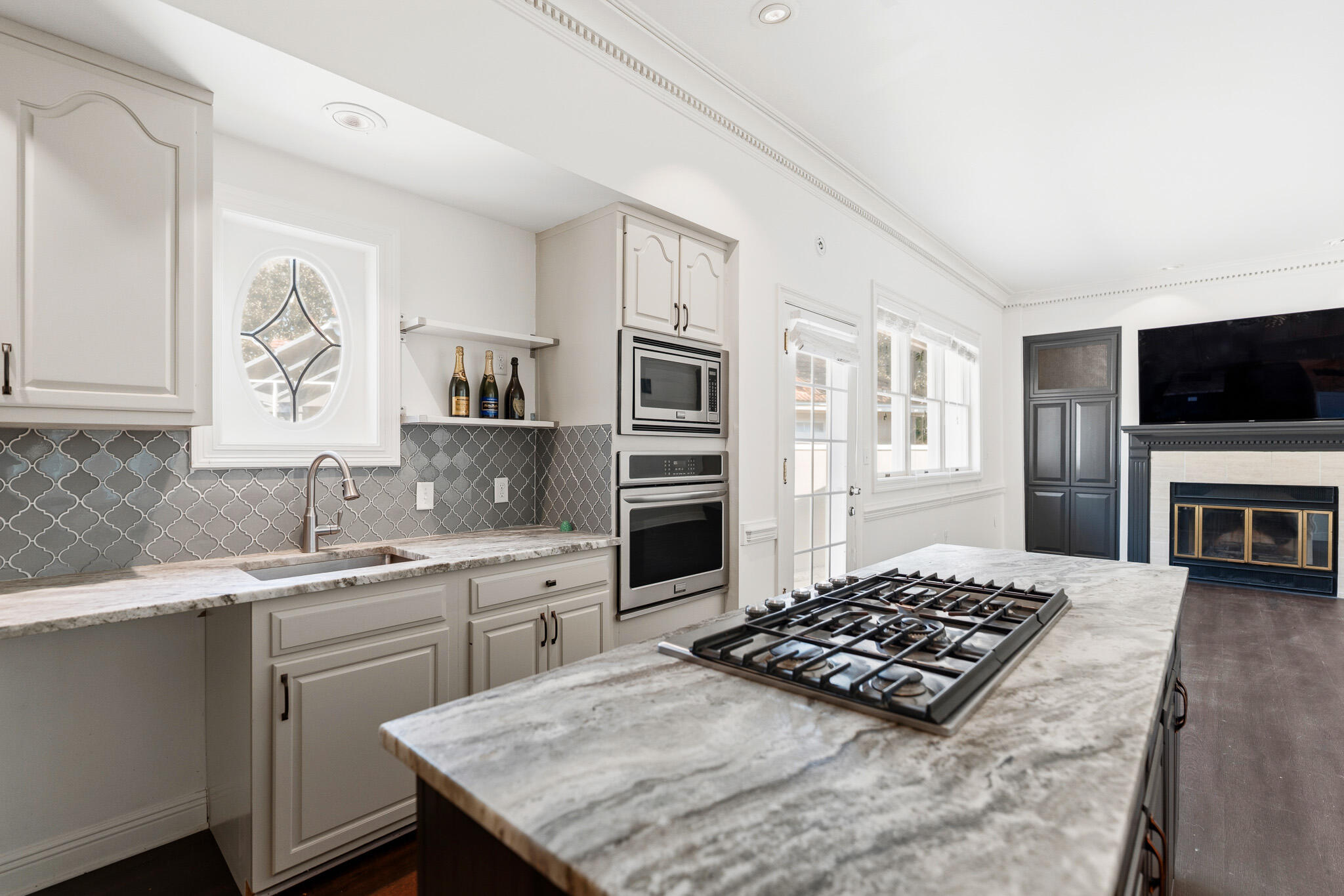 8 Weekewachee Circle