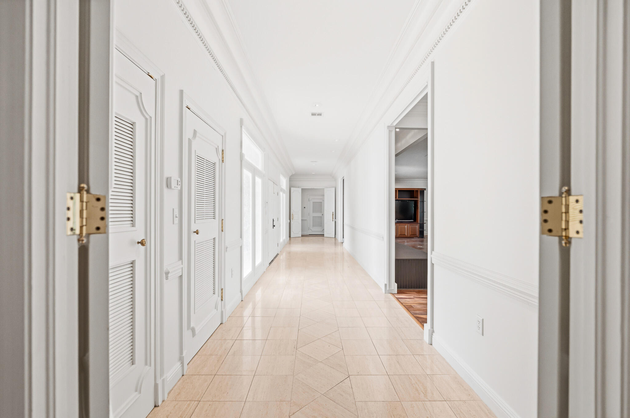 8 Weekewachee Circle