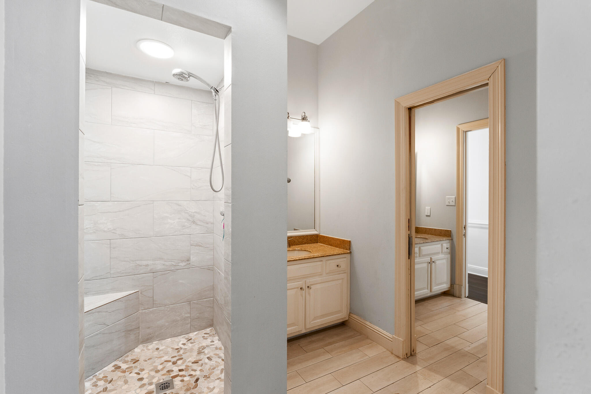 8 Weekewachee Circle