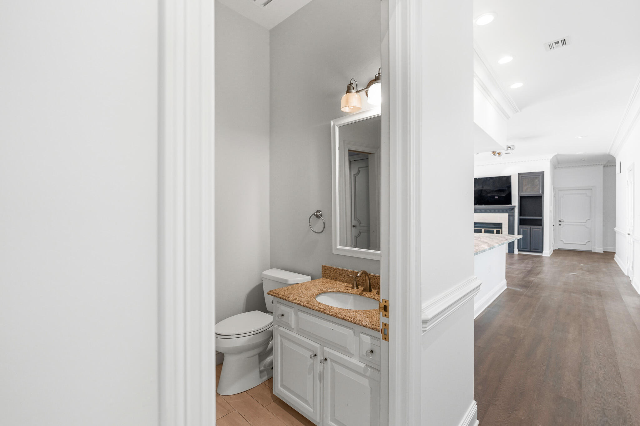 8 Weekewachee Circle