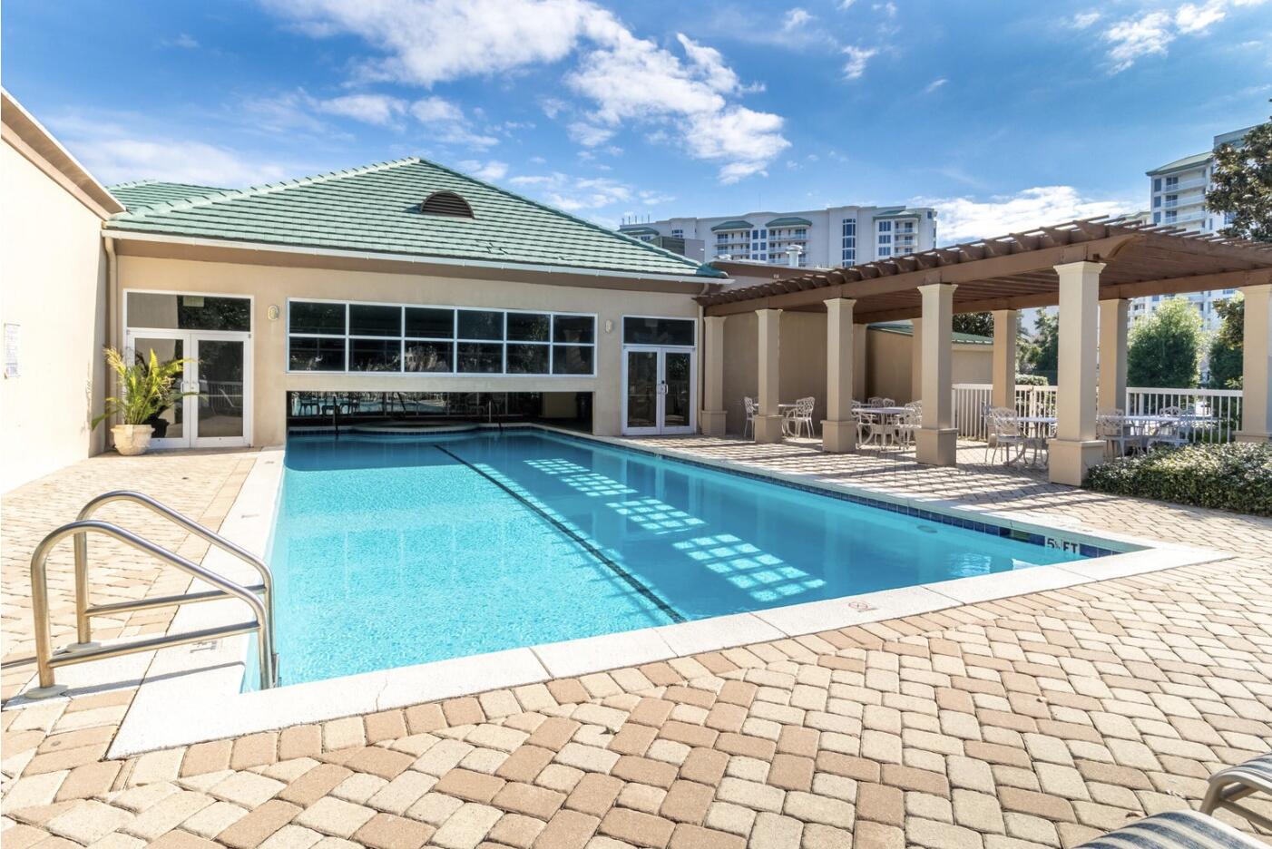 15400 Emerald Coast Parkway 304