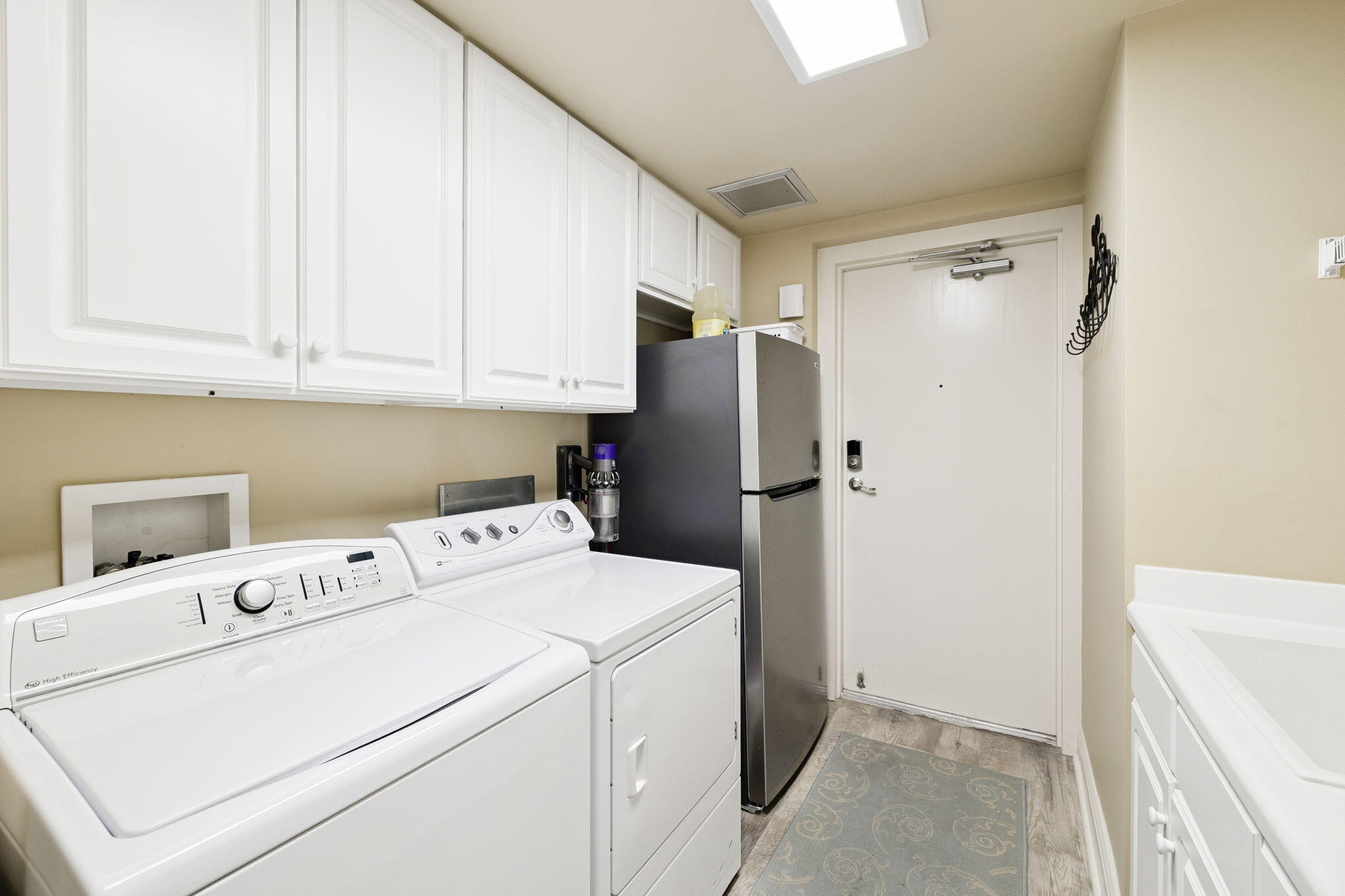 15400 Emerald Coast Parkway 304