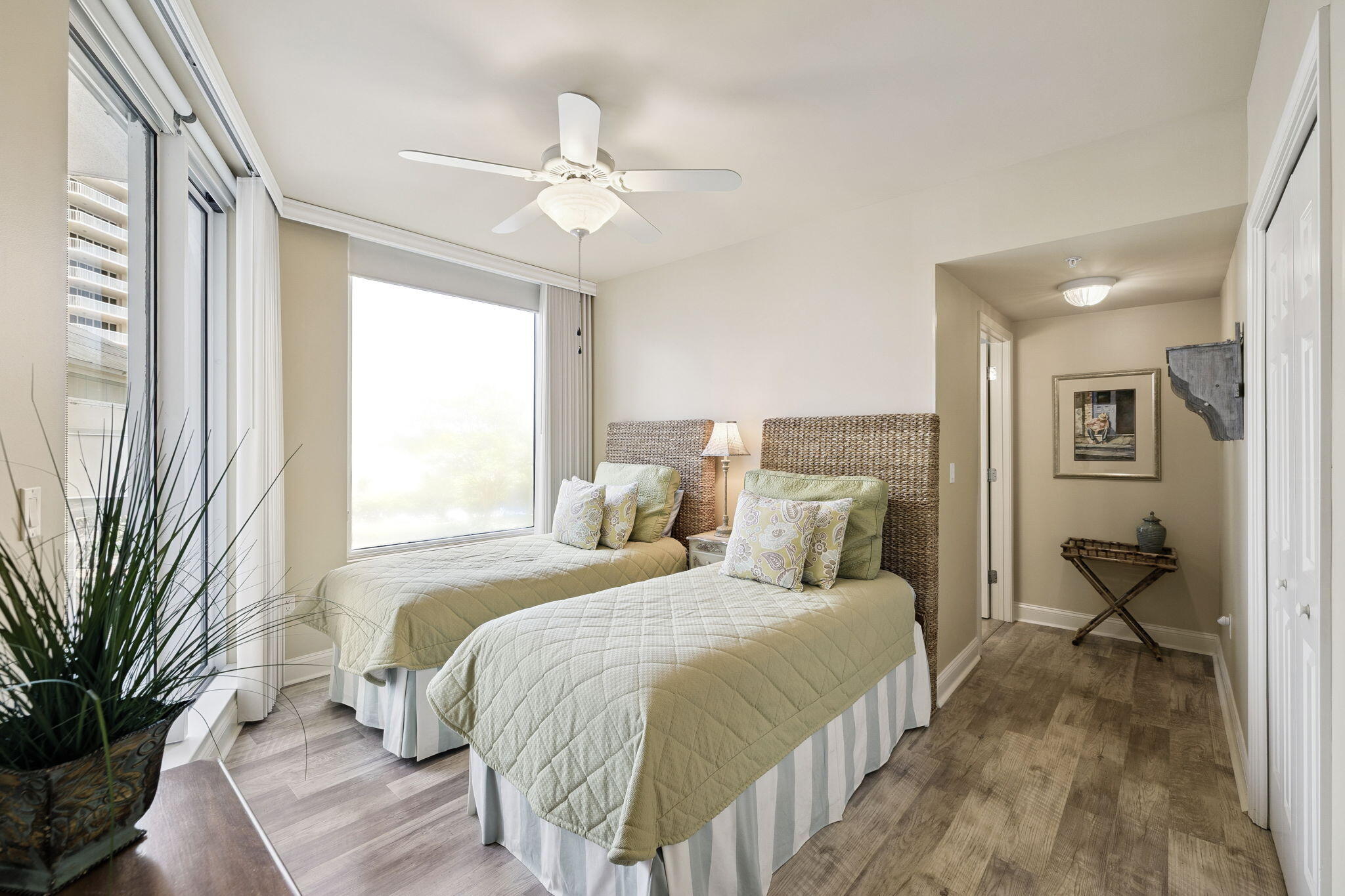 15400 Emerald Coast Parkway 304