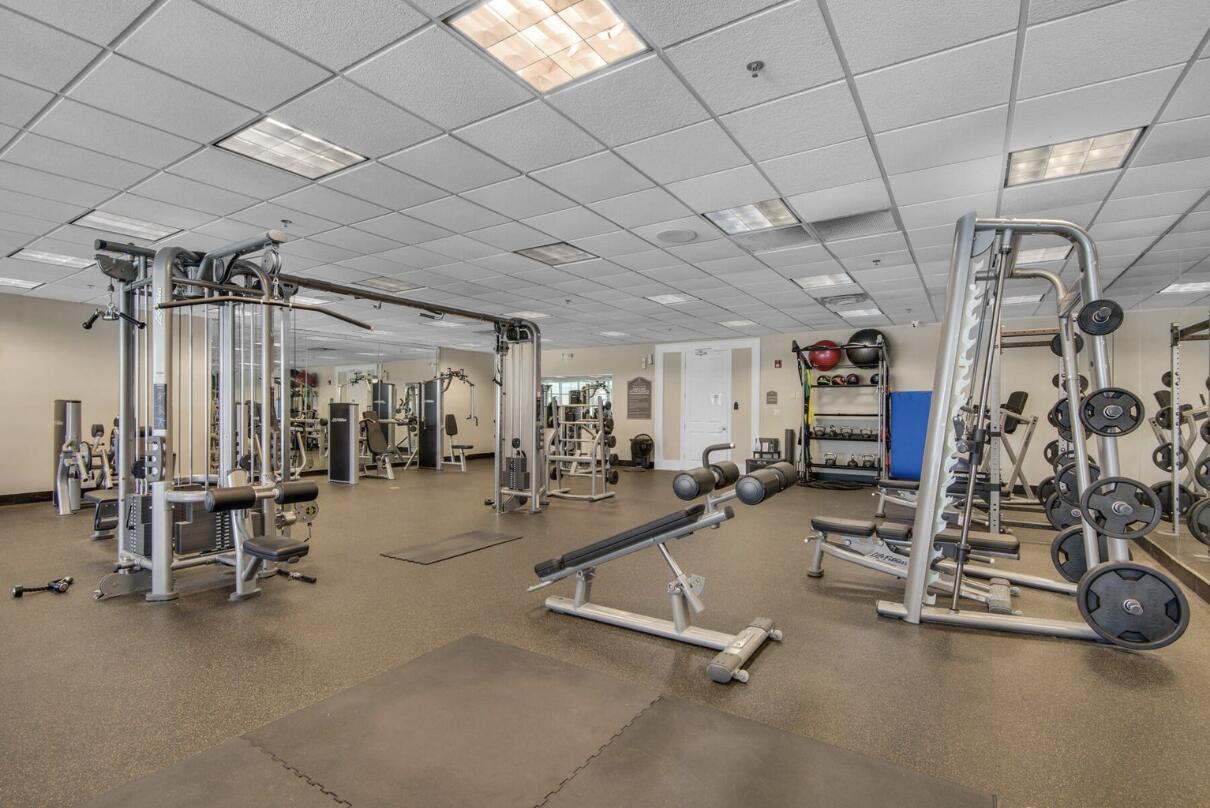 15400 Emerald Coast Parkway 304