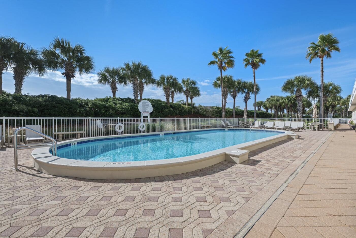 15400 Emerald Coast Parkway 304