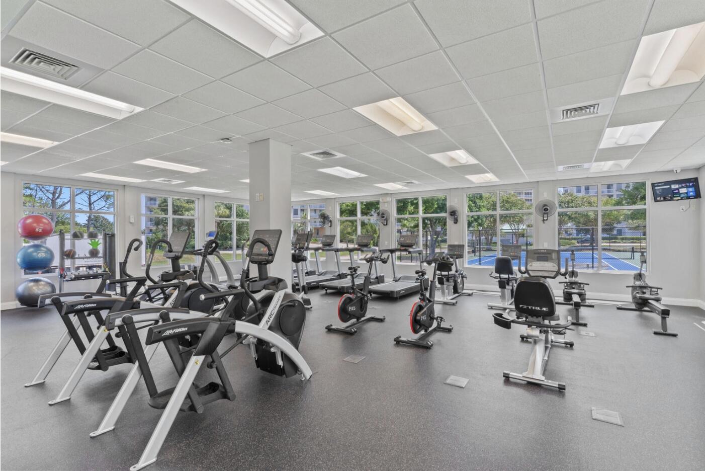 15400 Emerald Coast Parkway 304