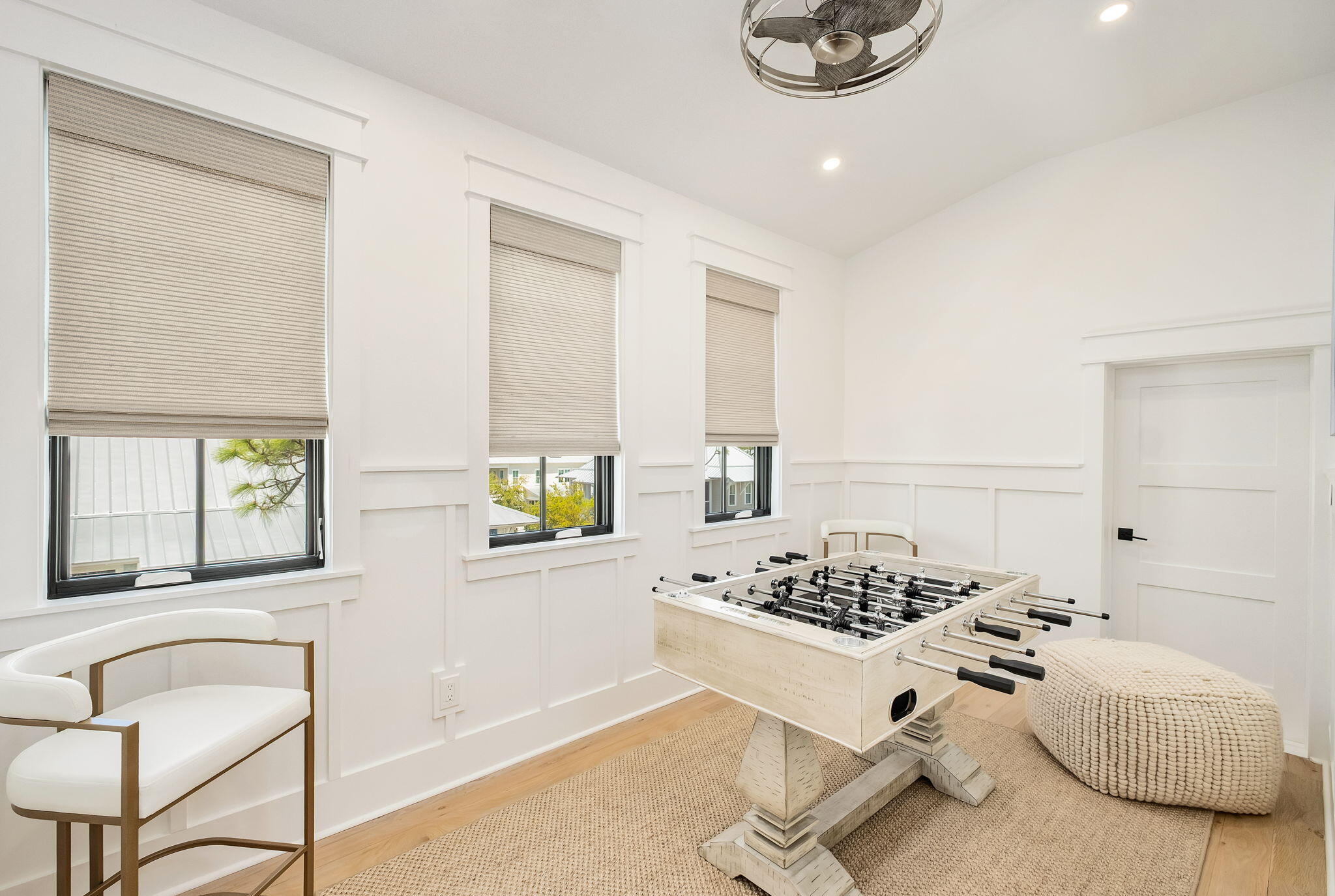 565 E Royal Fern Way