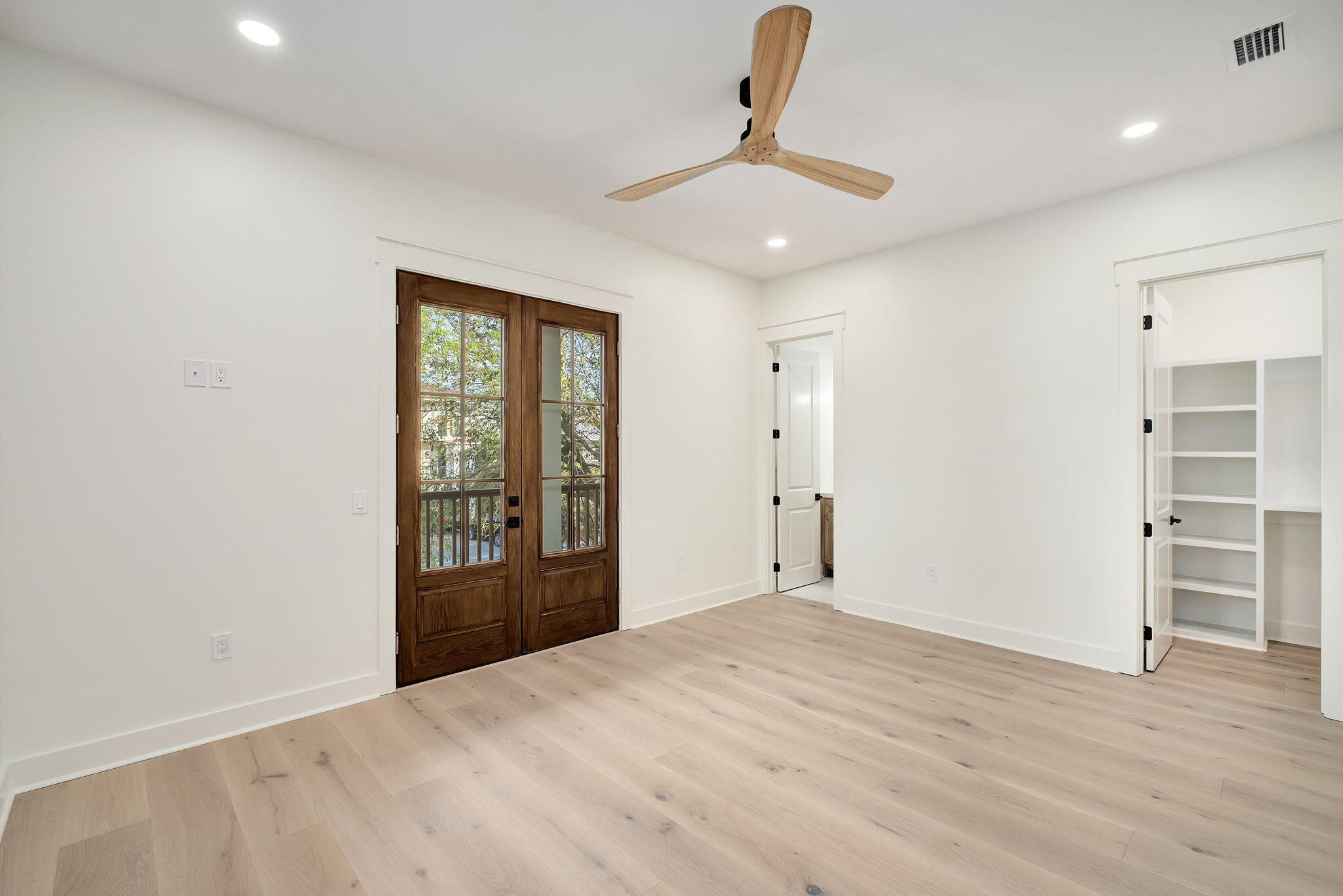 51 Santa Clara Street