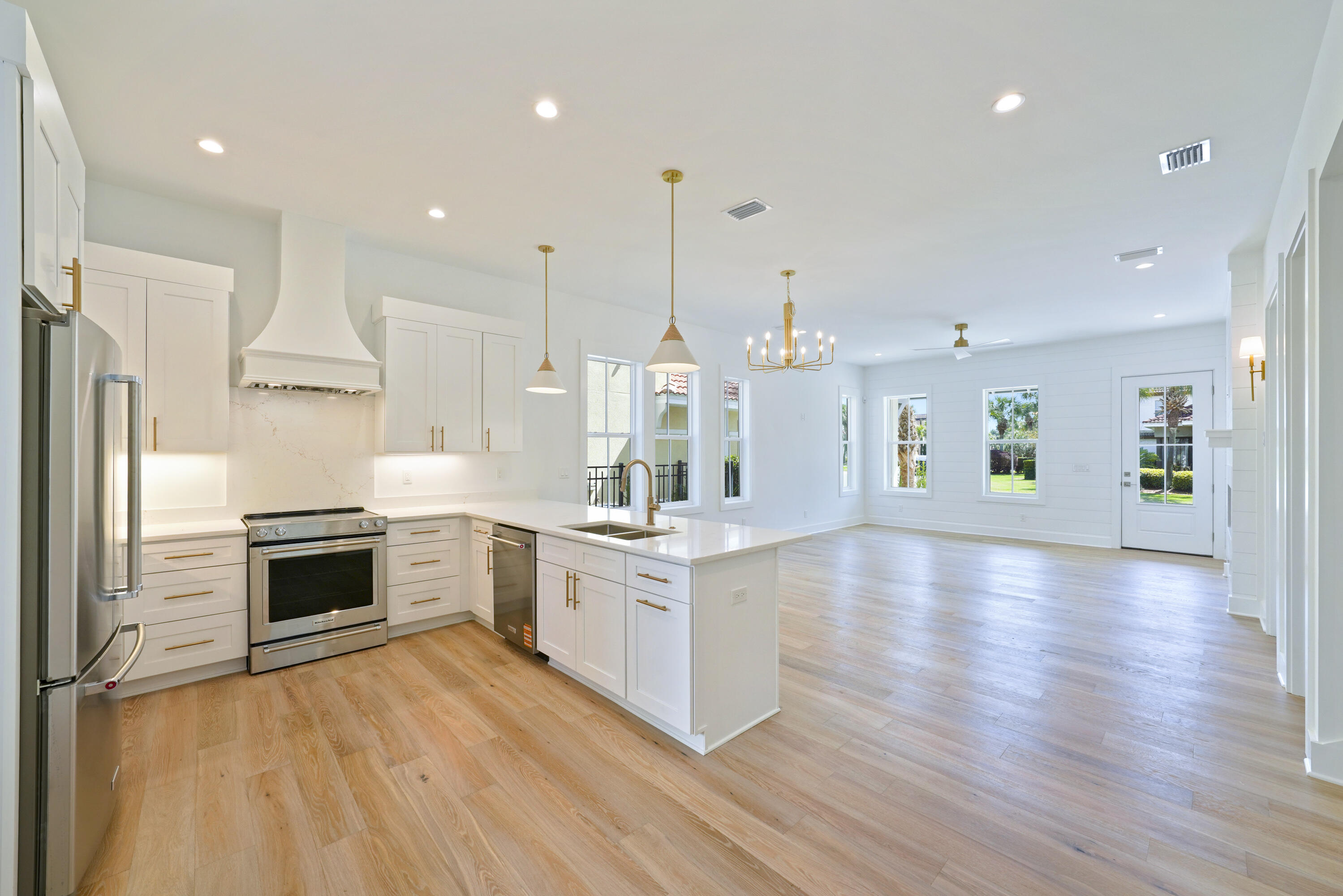 4734 Amhurst Circle