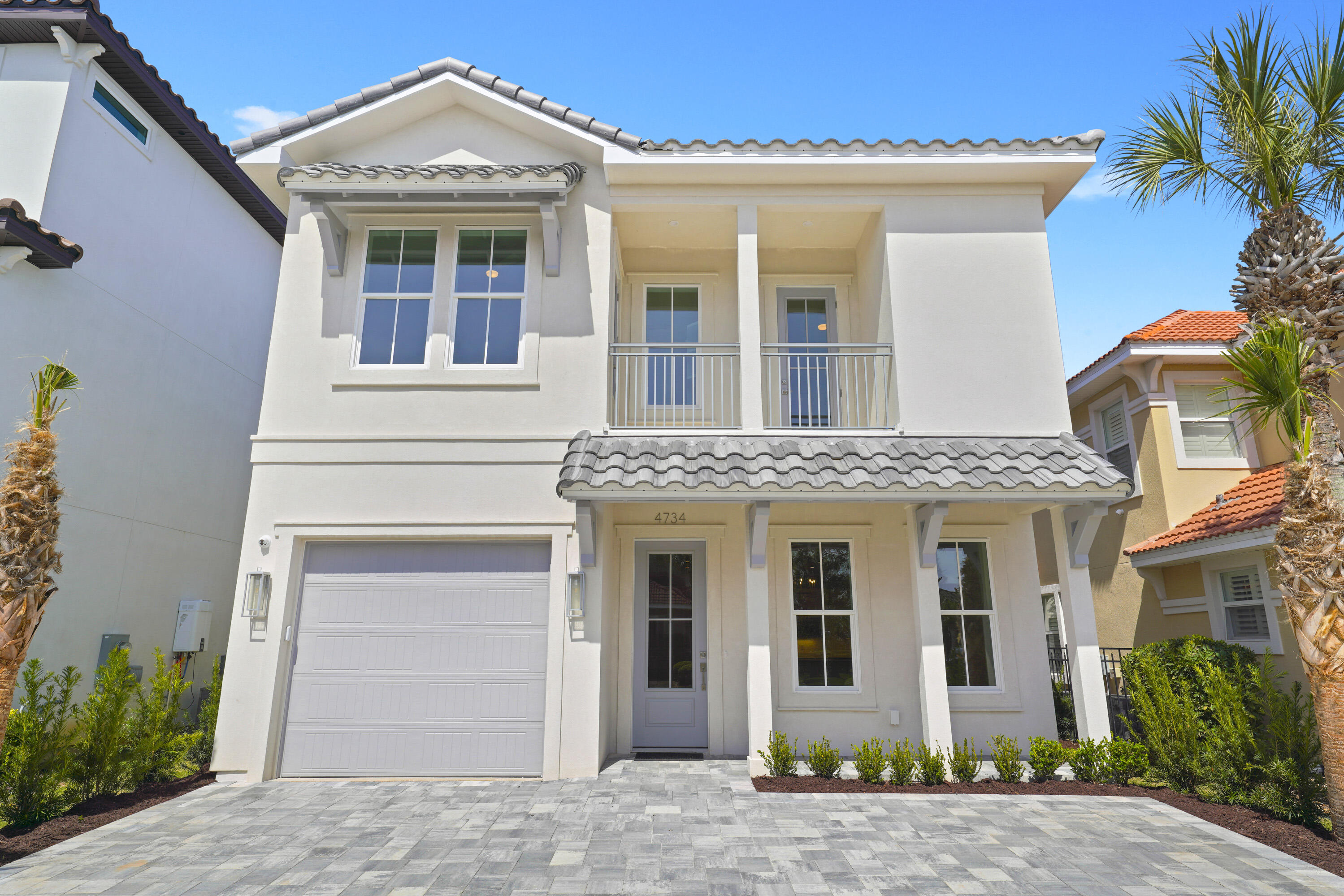 4734 Amhurst Circle