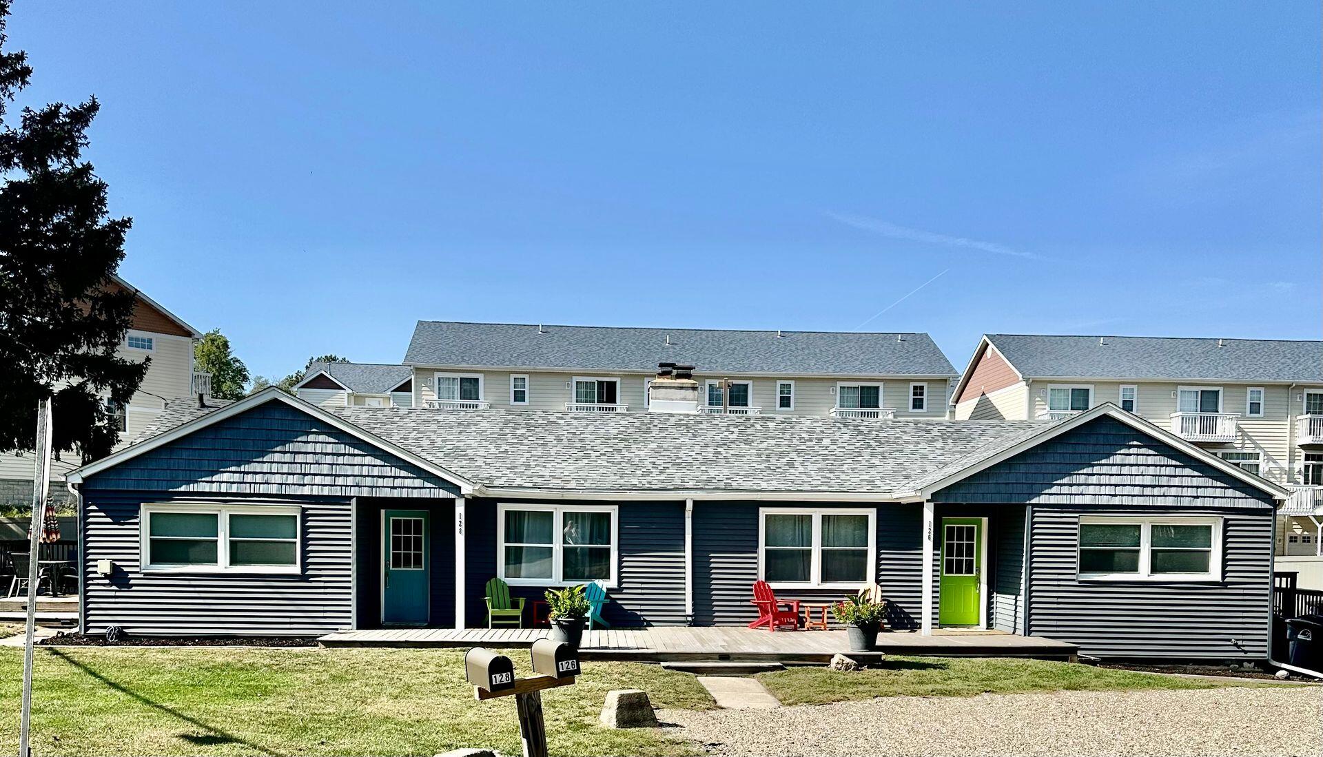 126-128 Prairie Avenue
