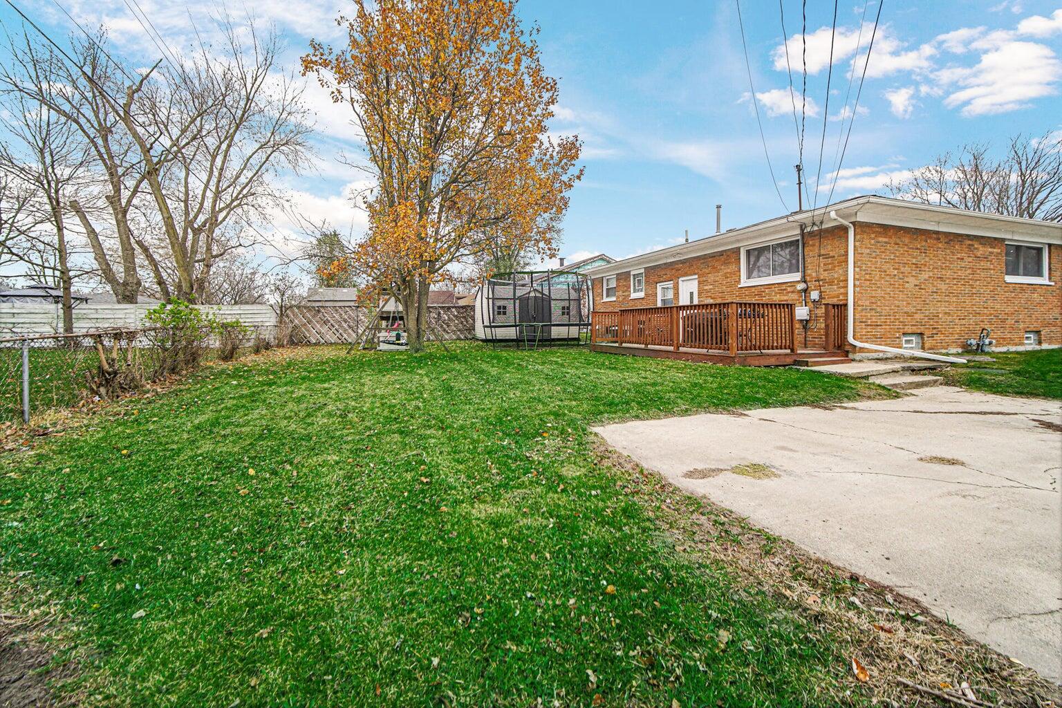 2795 Richard Street