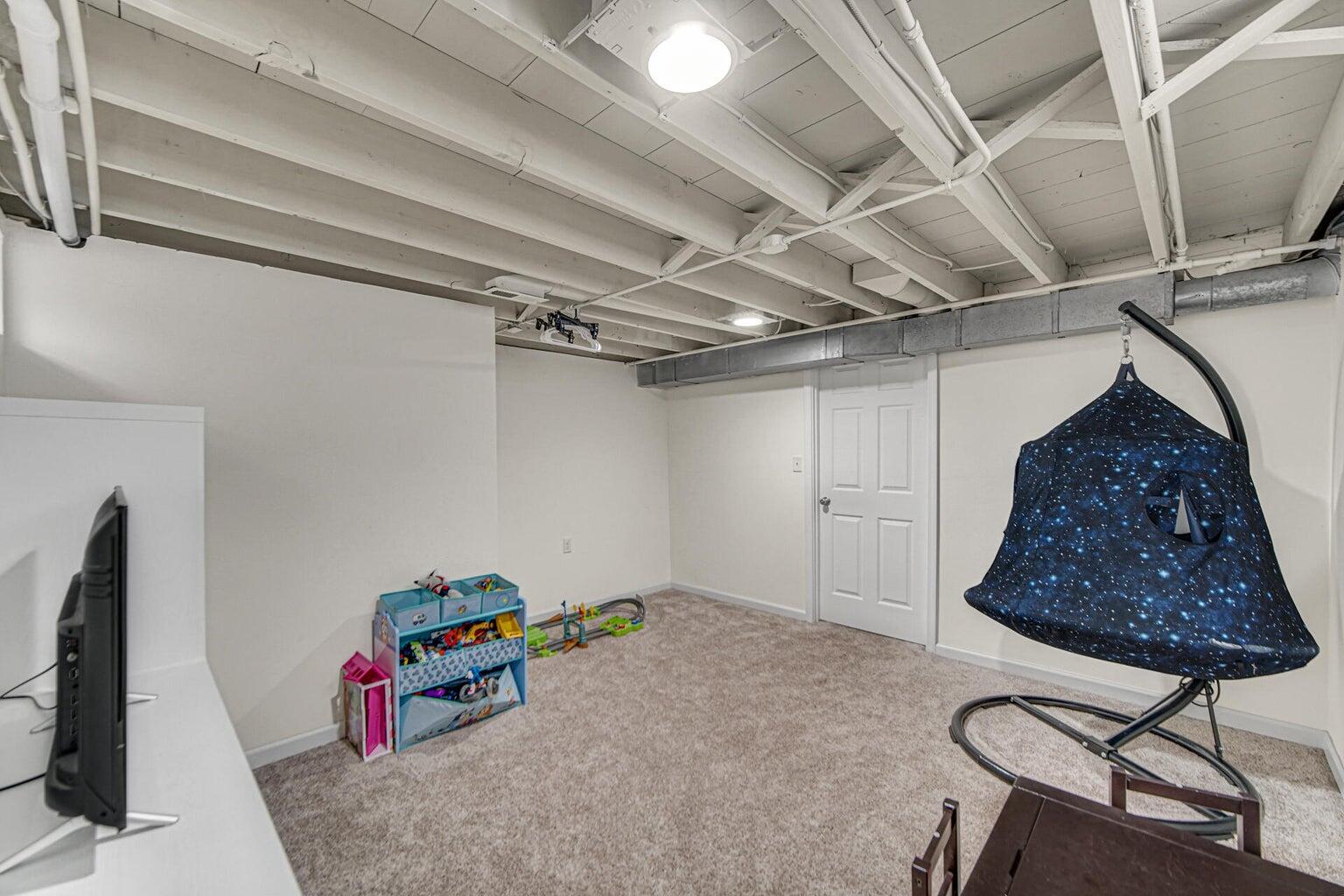 2795 Richard Street