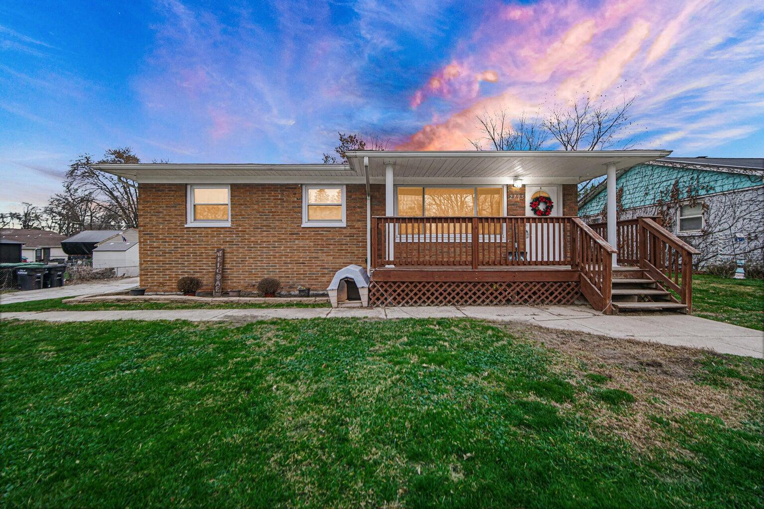 2795 Richard Street