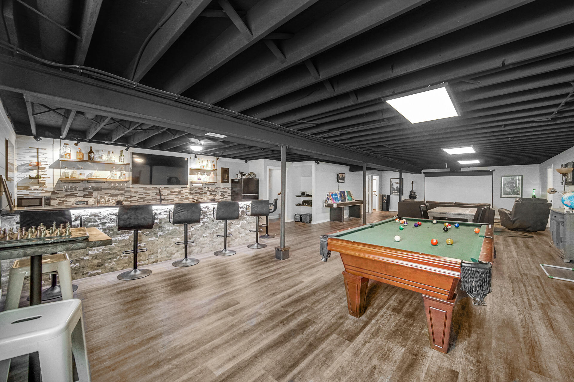 210 Grandale Drive