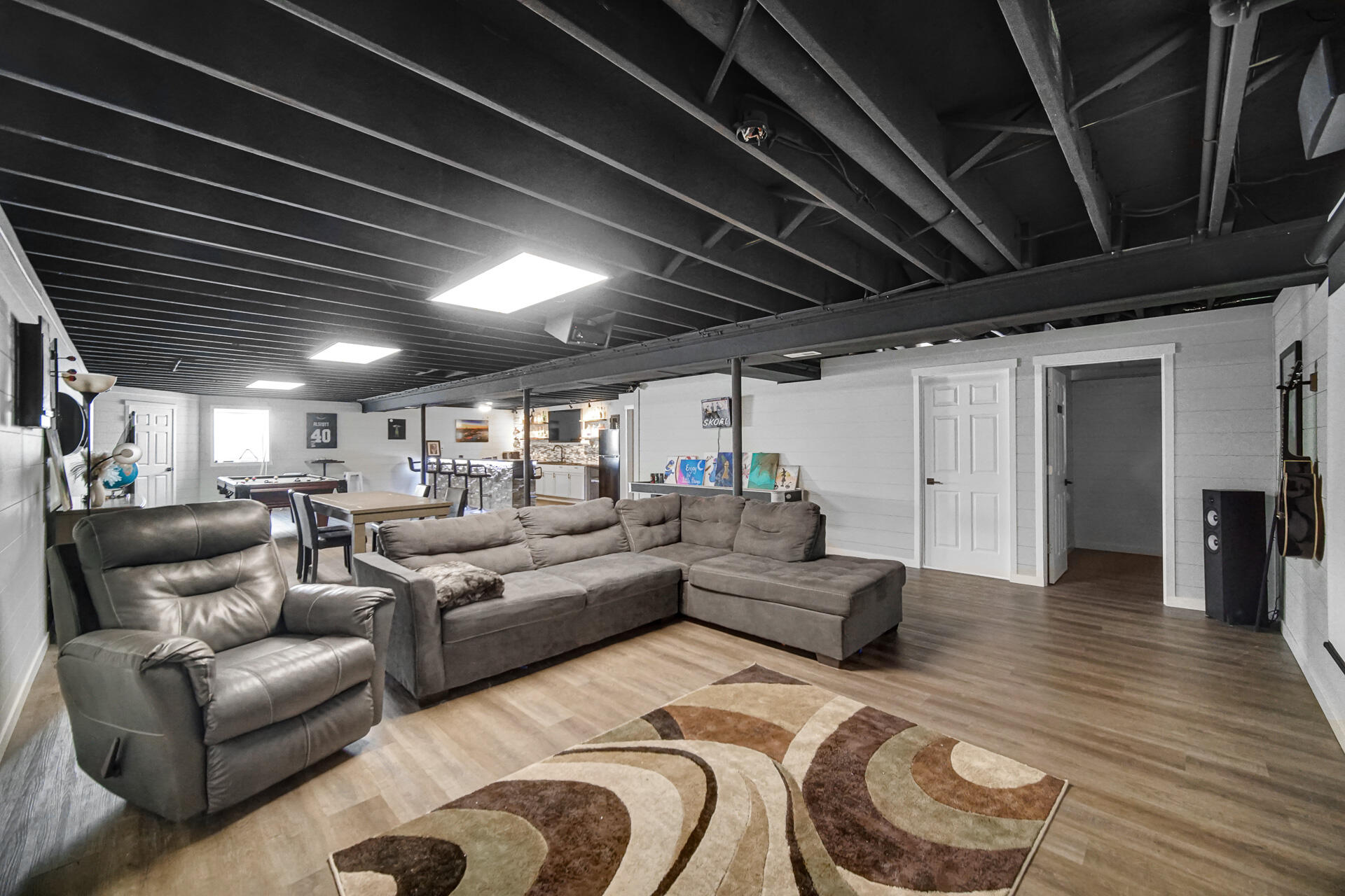210 Grandale Drive