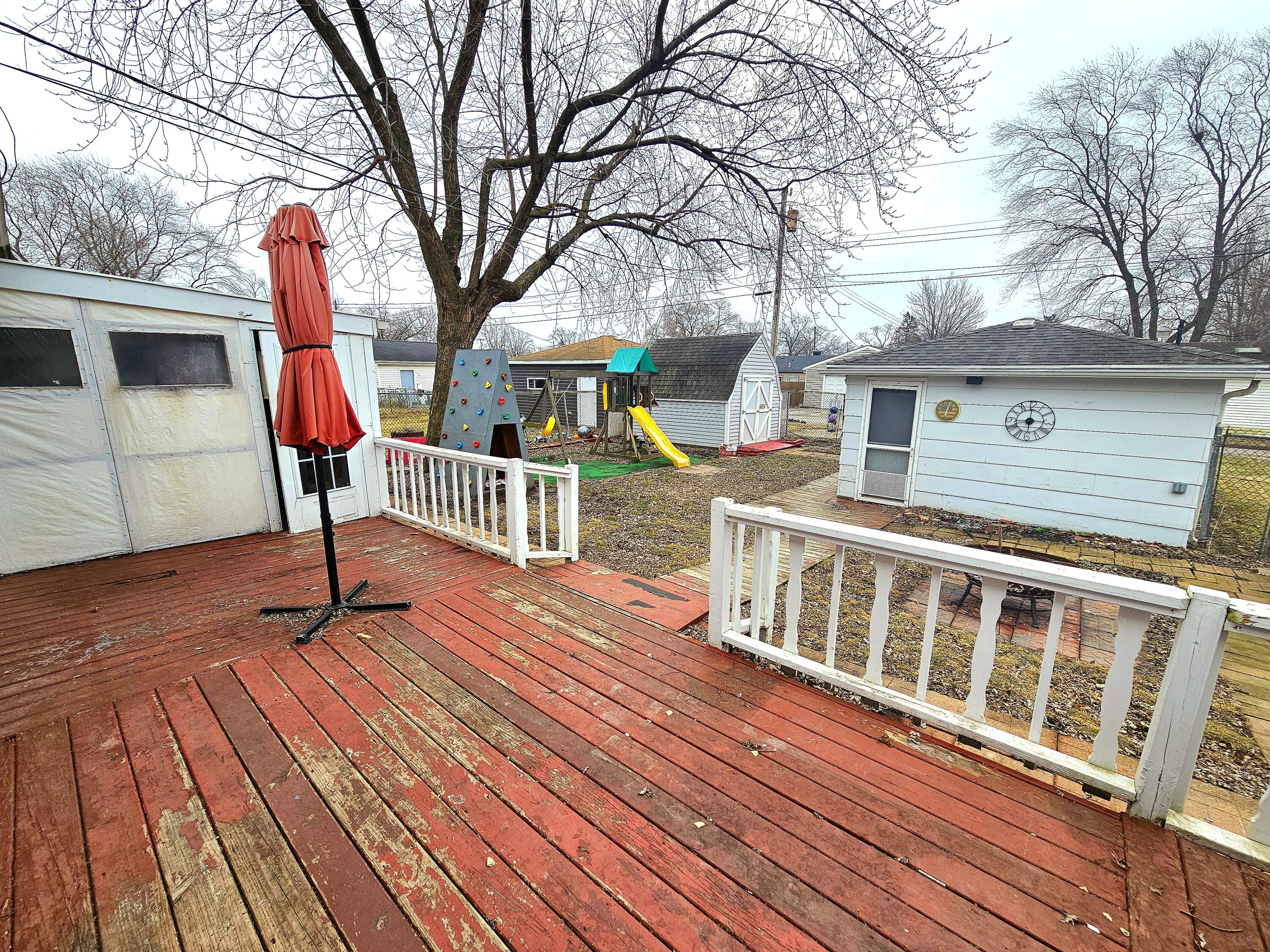 1315 W 1st Place