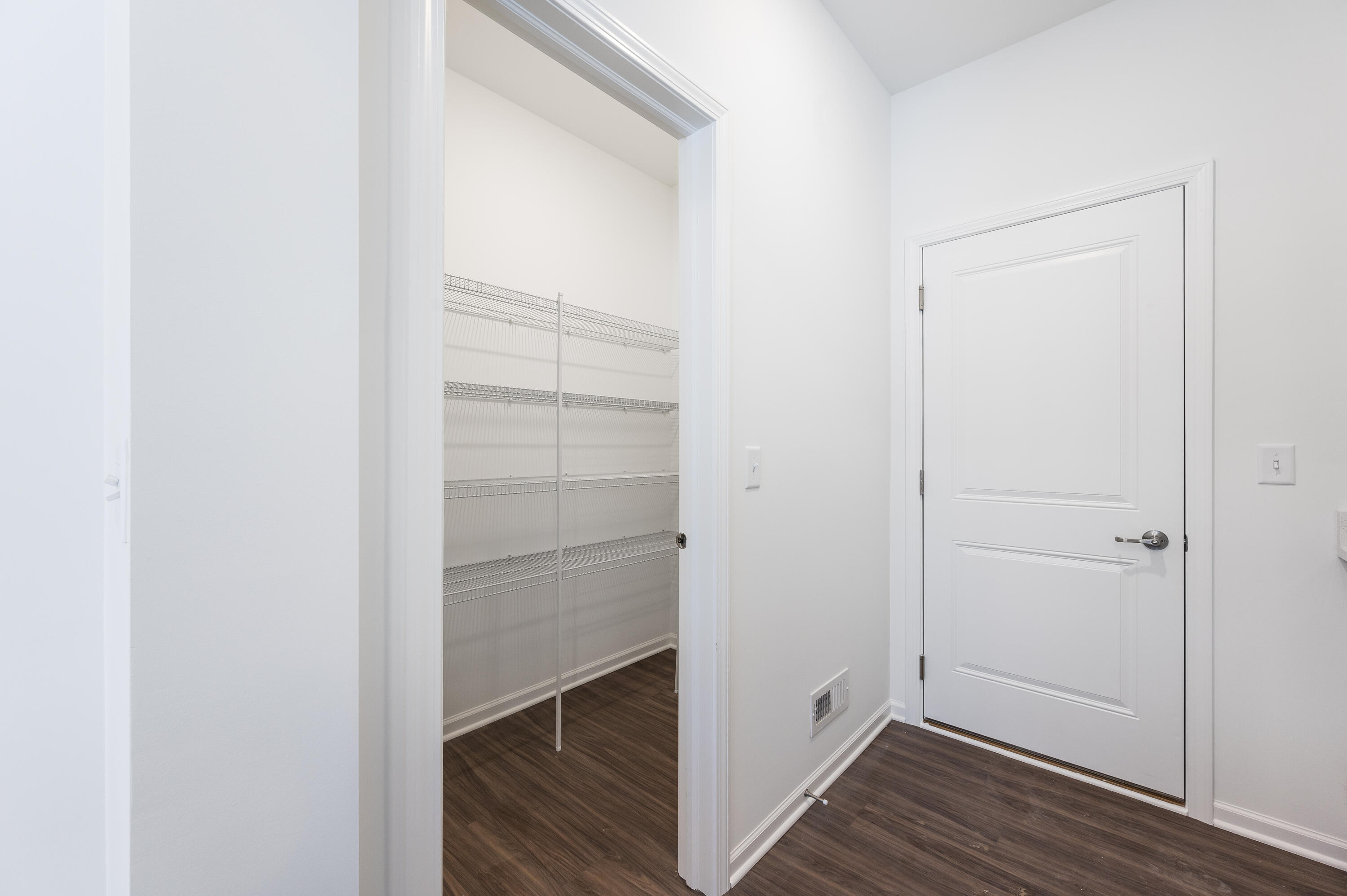 11287 Green Place