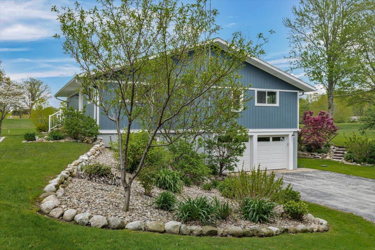 111 Williams Avenue