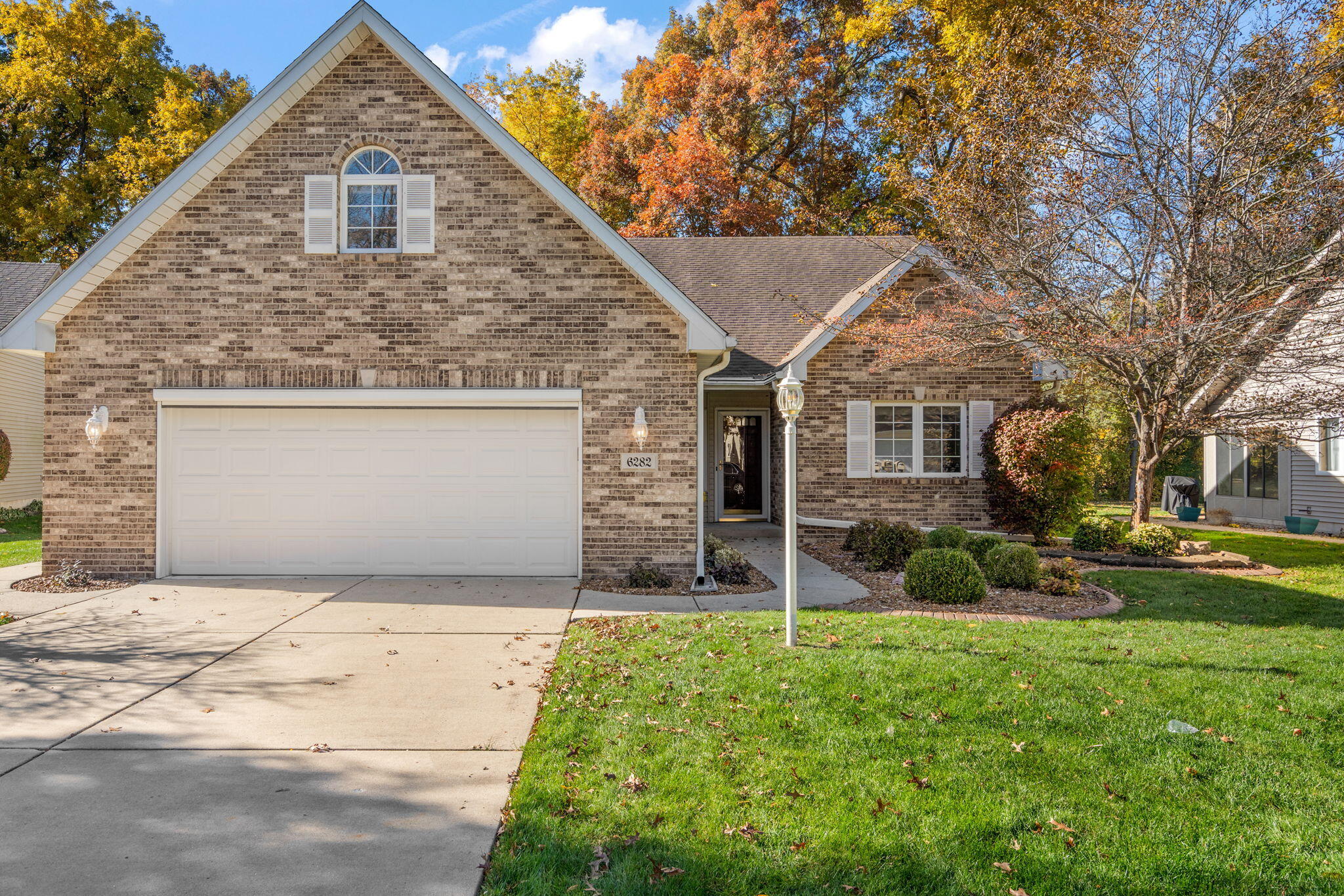 6282 Waxwing Circle
