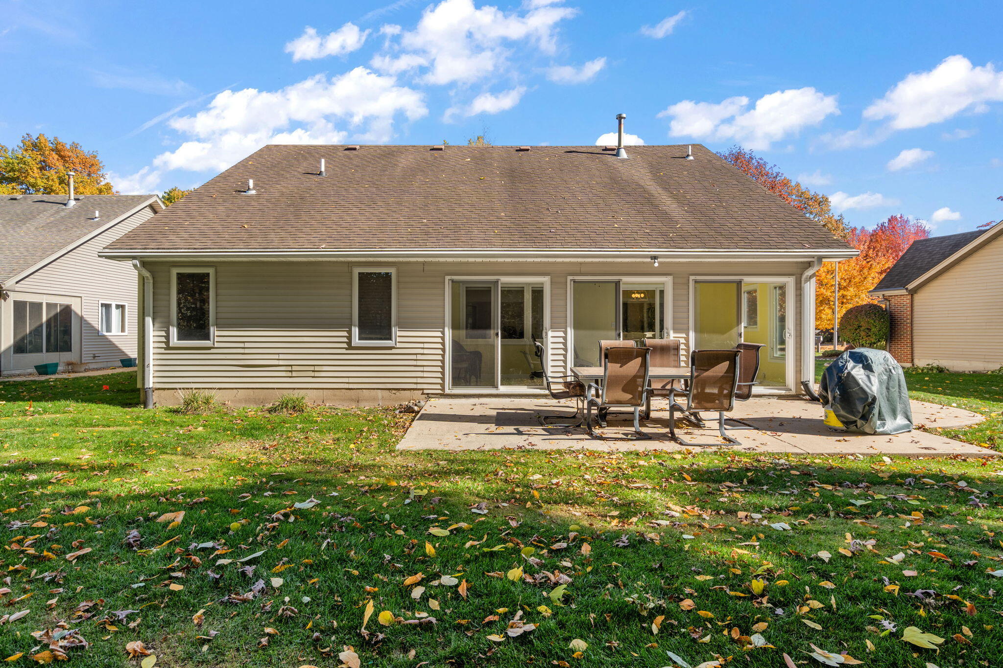 6282 Waxwing Circle