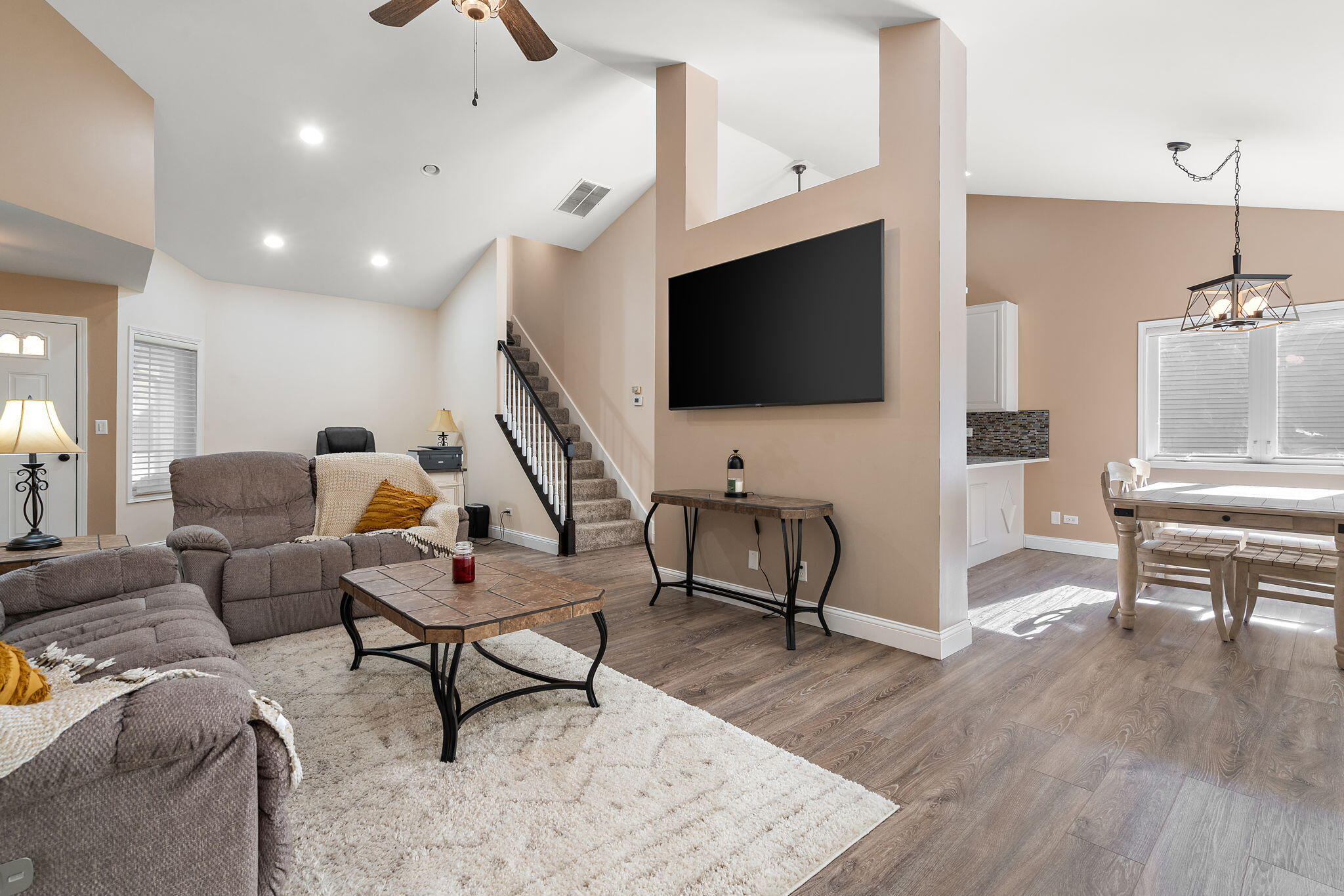 6282 Waxwing Circle