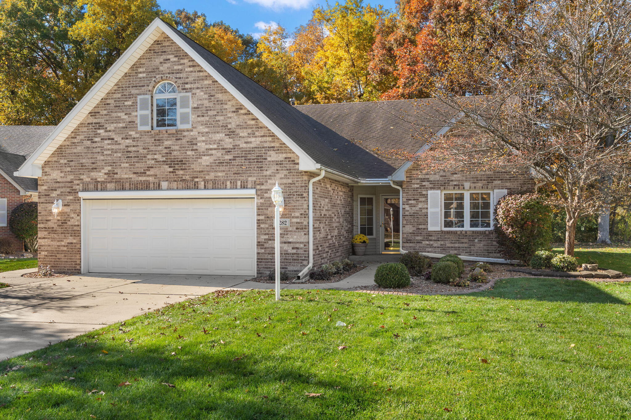 6282 Waxwing Circle