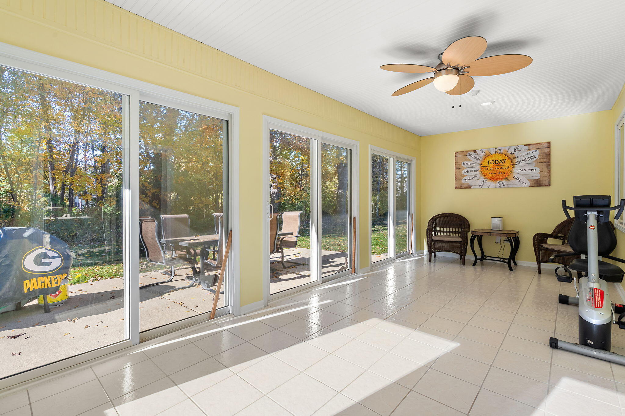 6282 Waxwing Circle