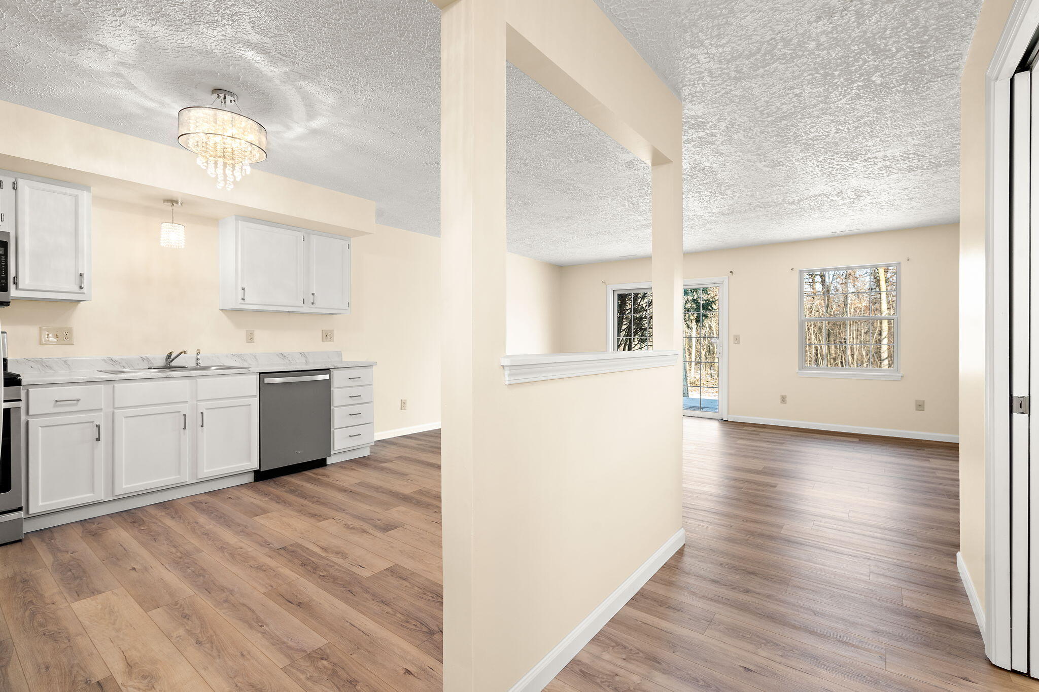 200 Summertree Drive