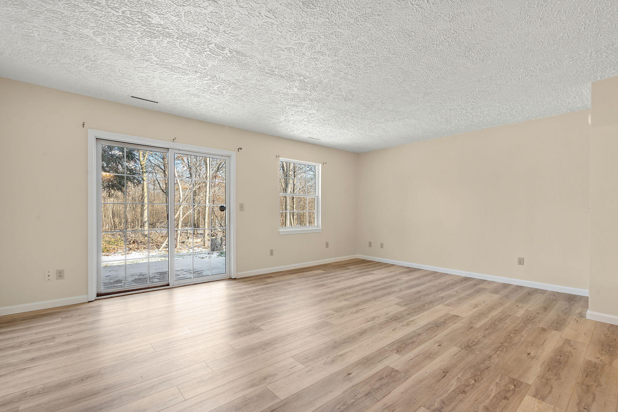 200 Summertree Drive
