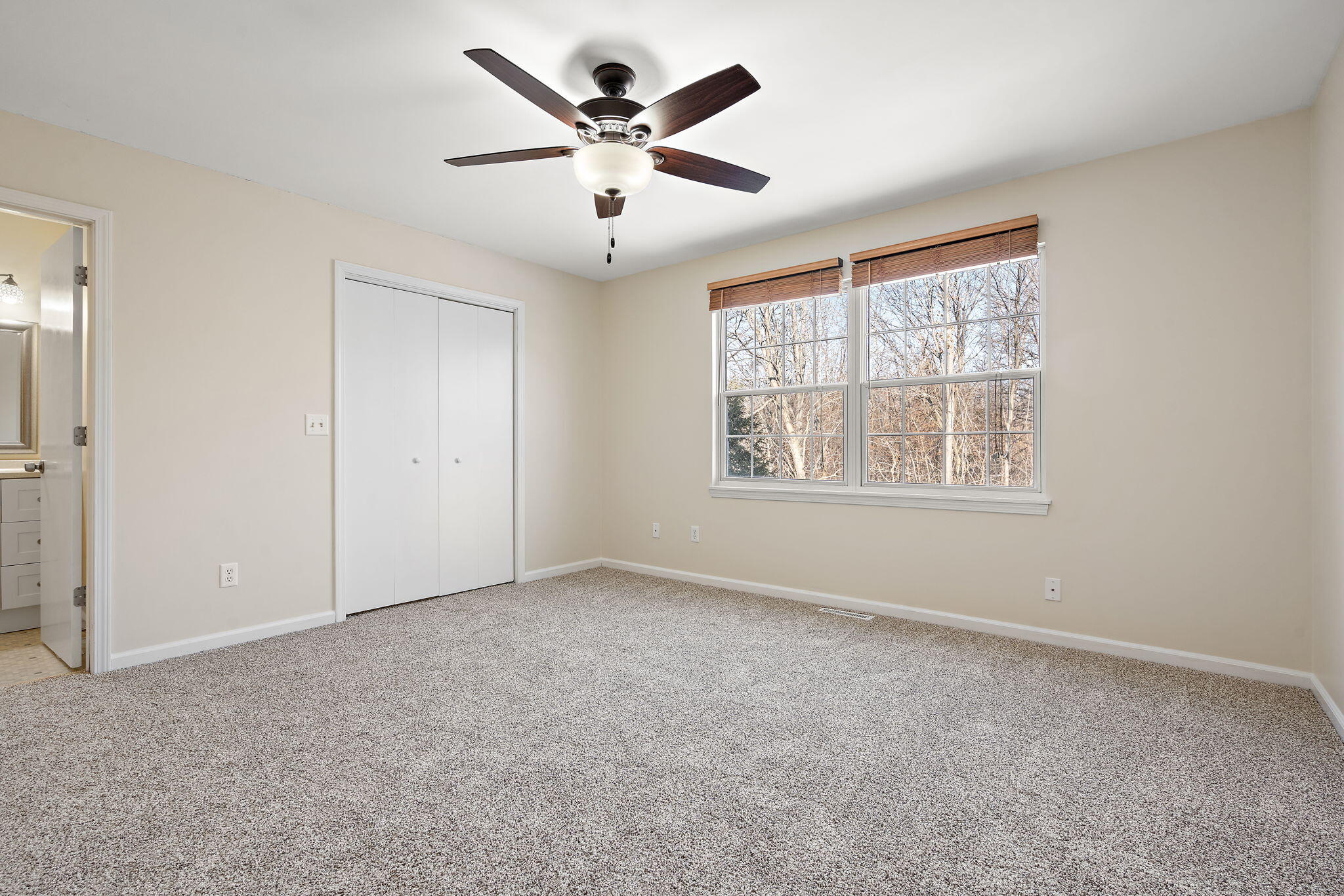 200 Summertree Drive