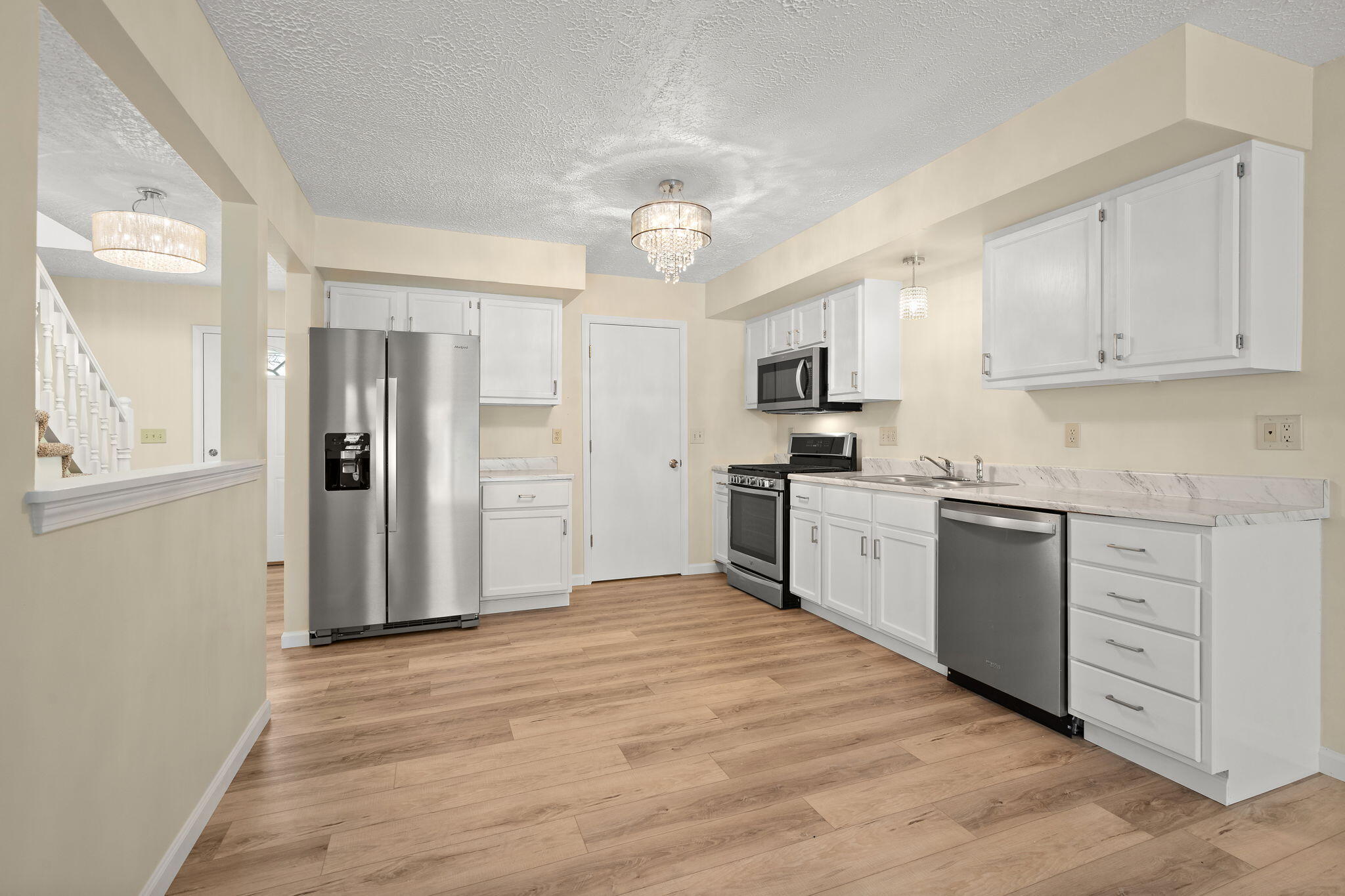 200 Summertree Drive
