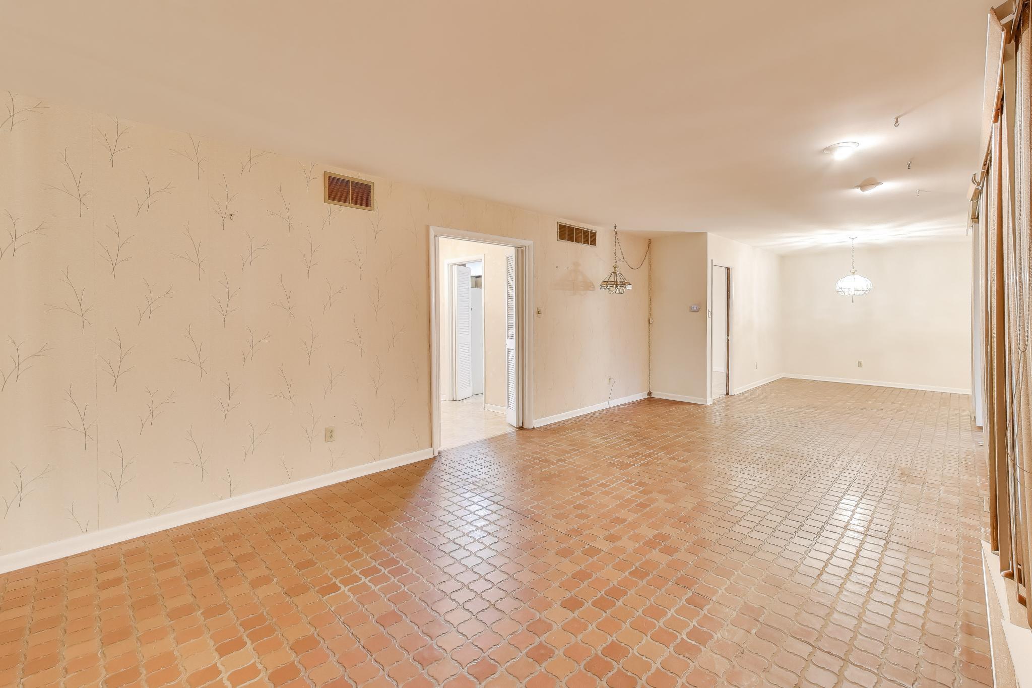 2104 Cardinal Drive