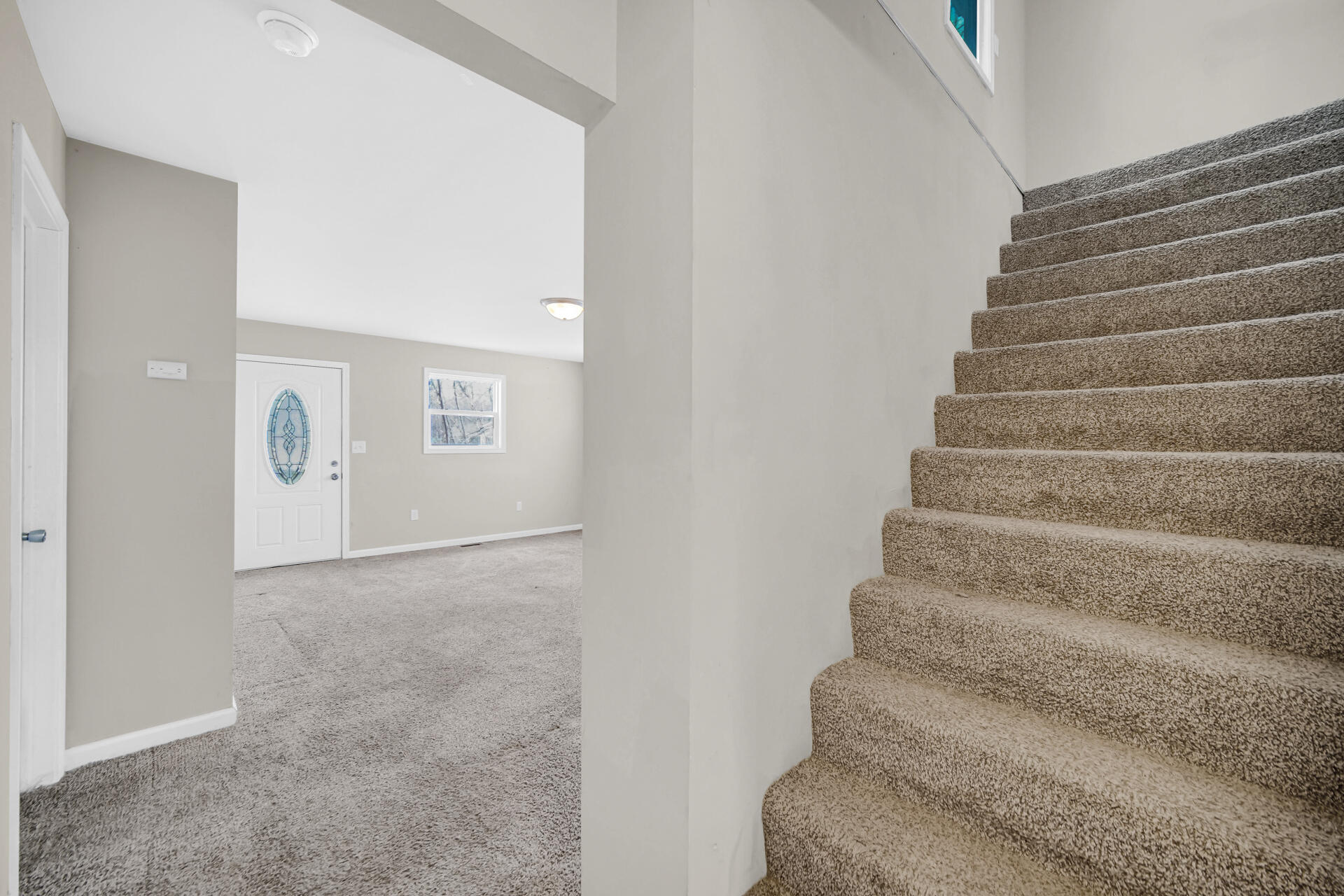 6415 W 146th Place