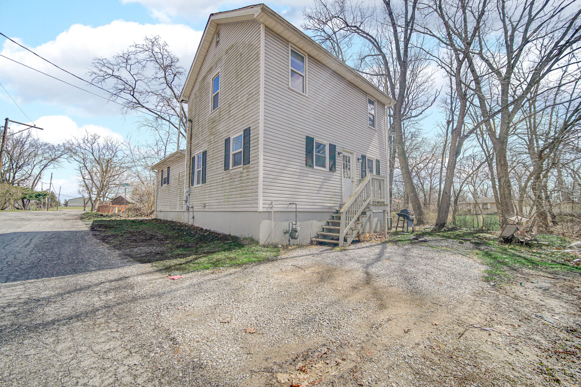 6415 W 146th Place