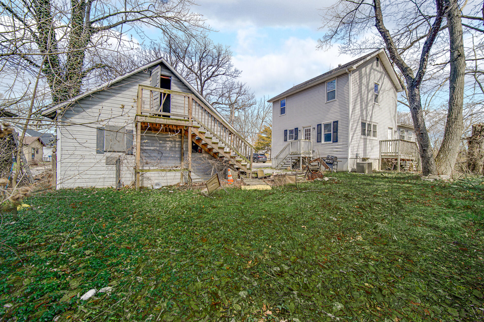 6415 W 146th Place